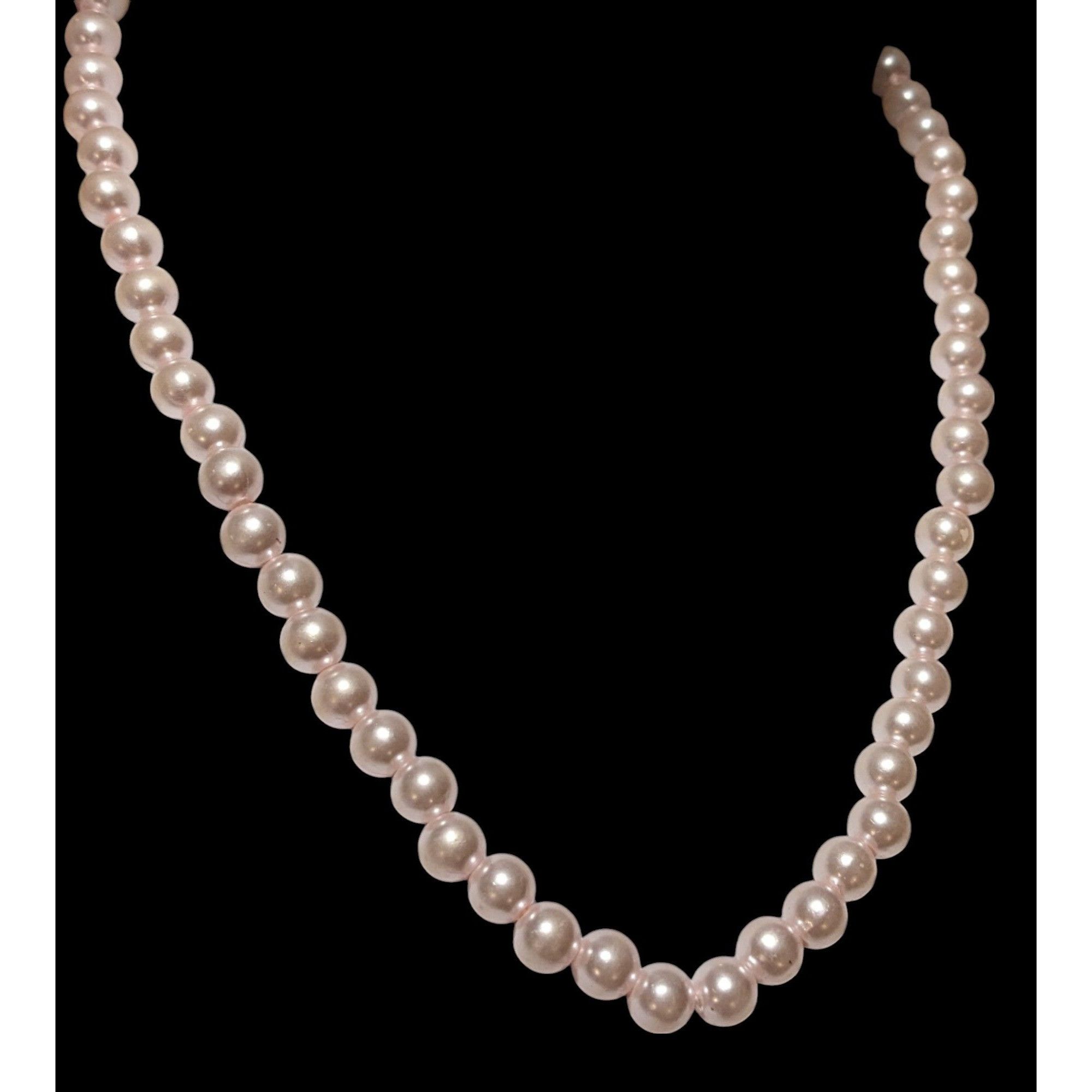Other Coquette Pastel Pink Faux Pearl Necklace Size ONE SIZE - 3 Thumbnail