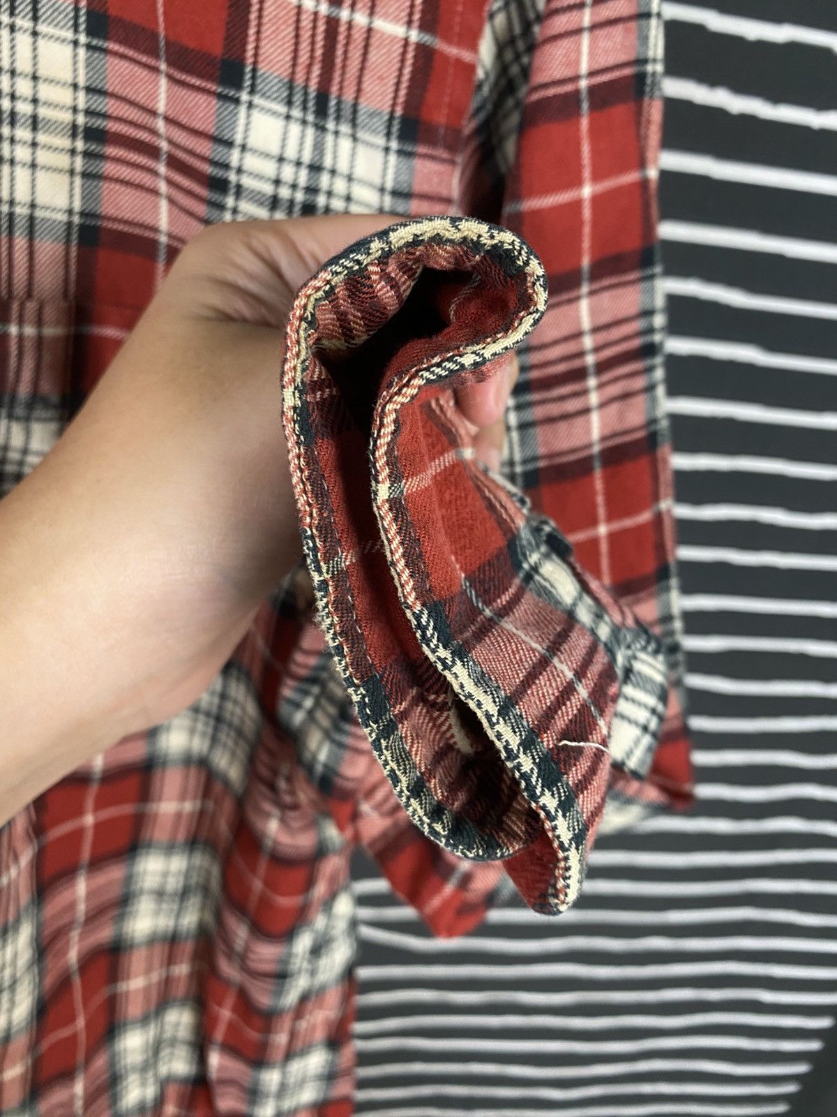 Uniqlo Uniqlo Button Up Flannel Size US L / EU 52-54 / 3 - 5 Thumbnail