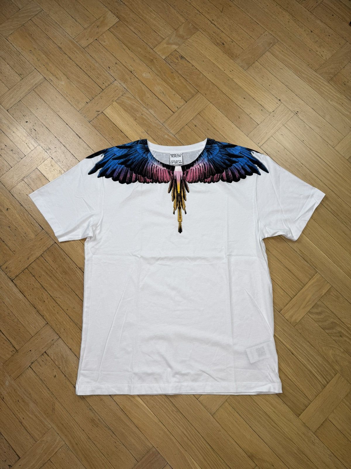 Marcelo Burlon MARCELO BURLON WING BLUE PINK WHITE TEE Size US L / EU 52-54 / 3 - 1 Thumbnail