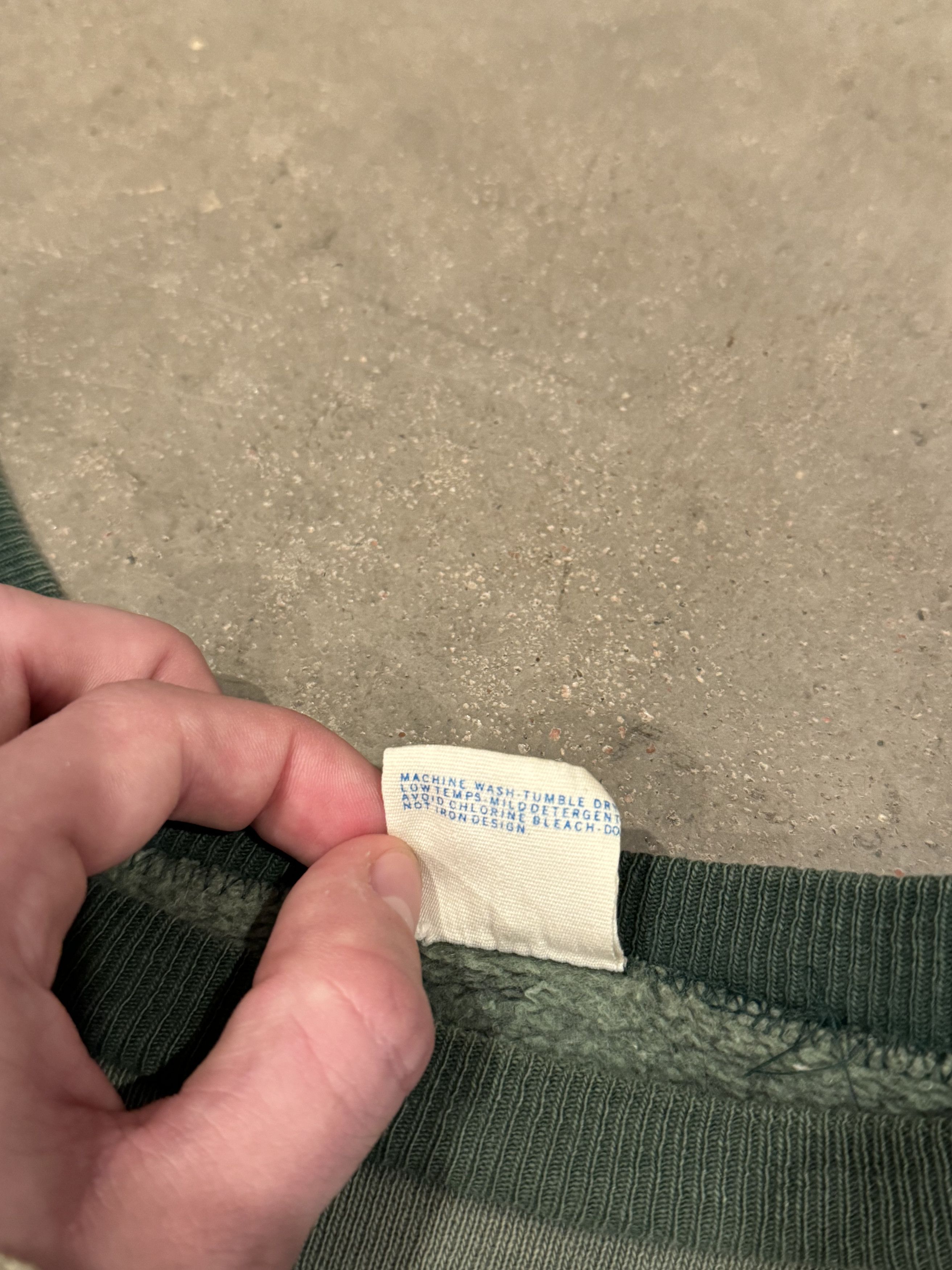 Champion 70s Vintage Champion Sunfaded Raglan Crewneck Size US L / EU 52-54 / 3 - 6 Thumbnail