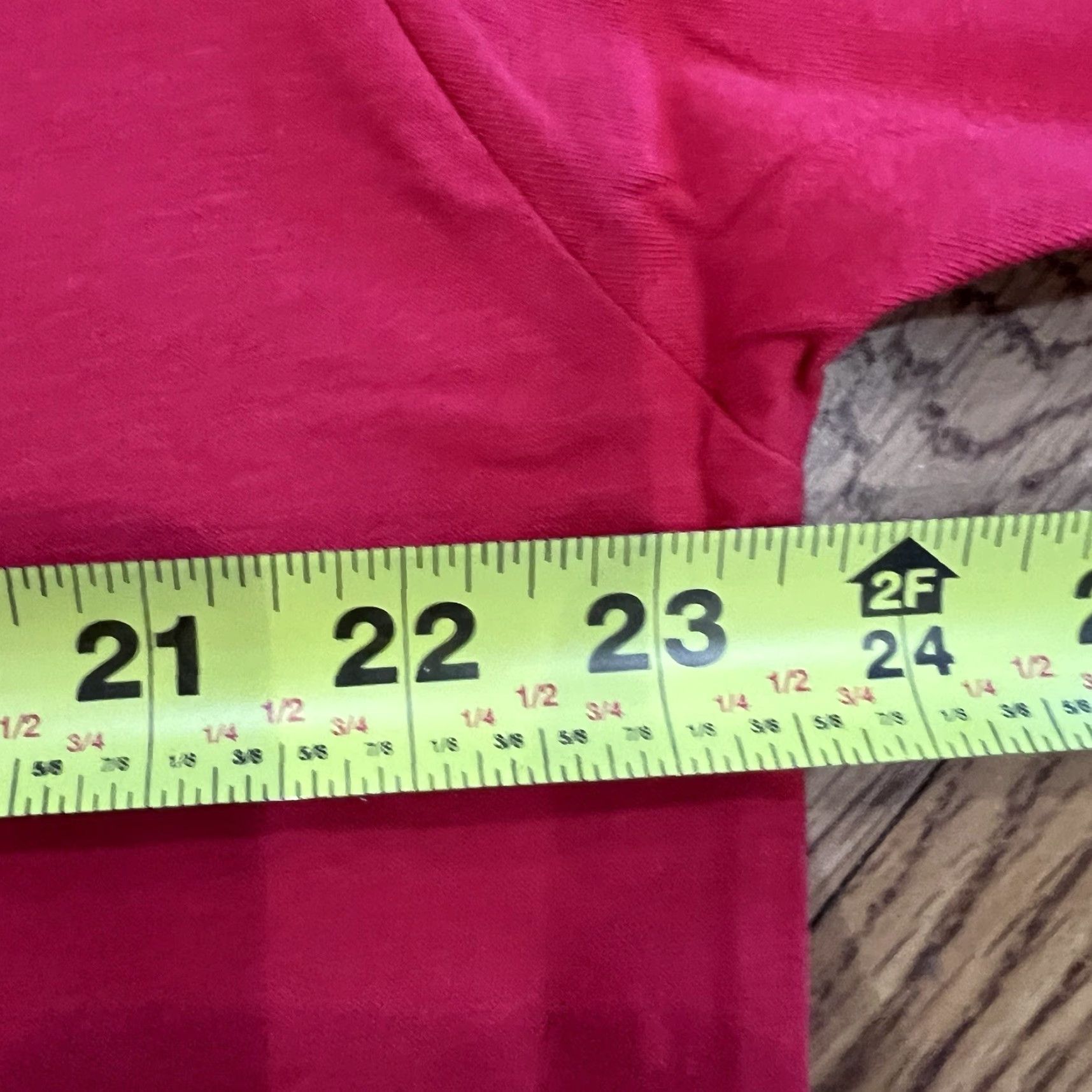 J Brand VINTAGE Buc-ee’s Men's T-Shirt XL Red Cotton Crew Neck Short Sleeve Sports Logo Casual Size US XL / EU 56 / 4 - 6 Thumbnail