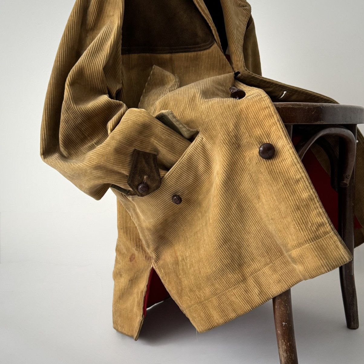 Vintage Vintage 1950s England 'Nonpareil' Hunting Corduroy Coat Size US L / EU 52-54 / 3 - 7 Thumbnail
