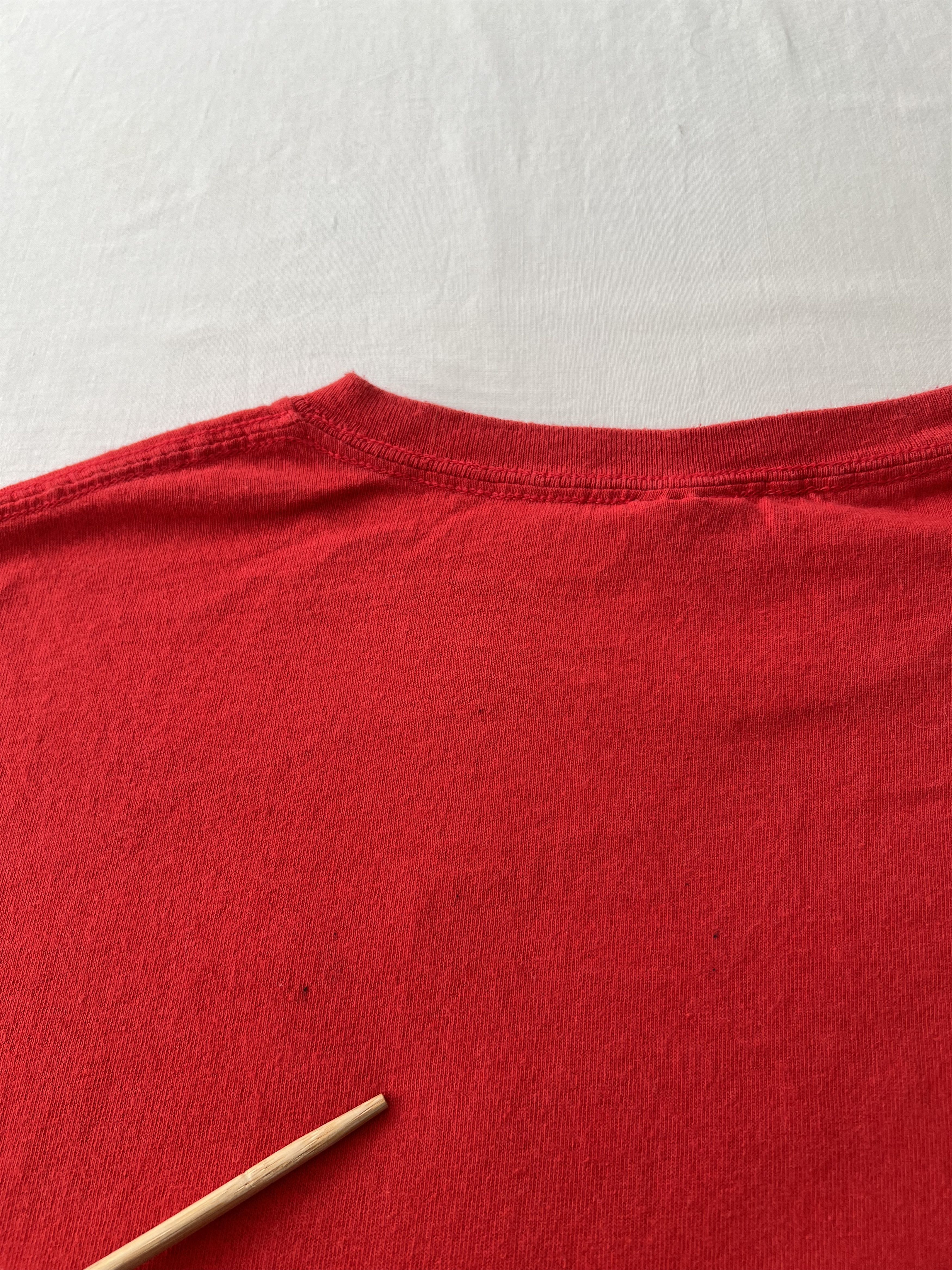 The Game Vintage 2007 Guitar Hero Video Game Playstation Red T-shirt Size US XL / EU 56 / 4 - 15 Thumbnail