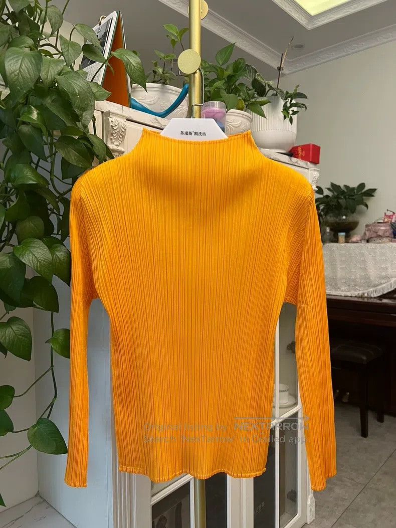Issey Miyake Issey Miyake Orange Long Sleeve Base Layer Size L / US 10 / IT 46 - 1 Thumbnail