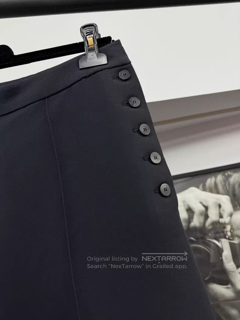 Dior Dior Black buttoned mid-length trousers Size 42" / US 20 - 2 Thumbnail