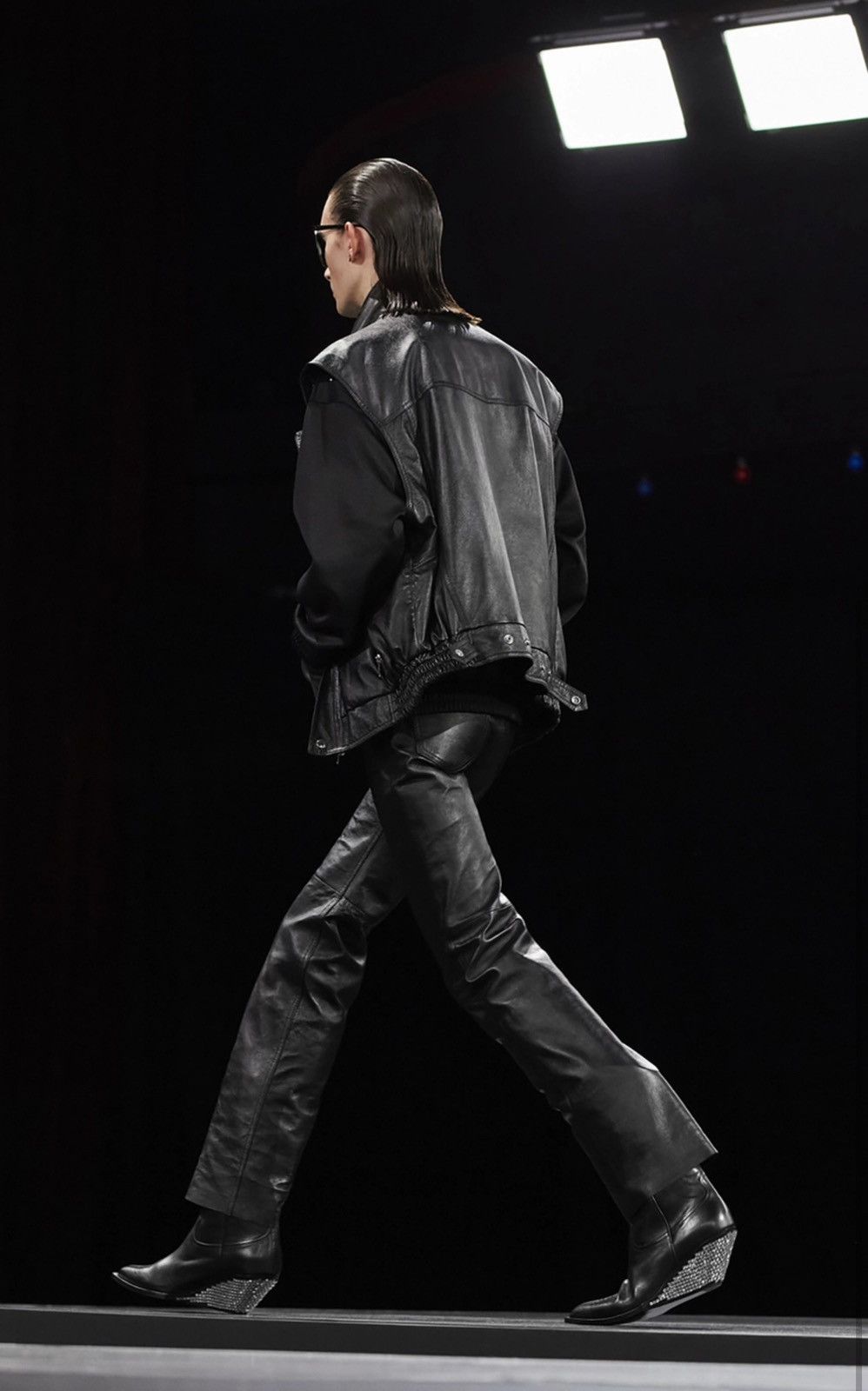 Celine × Hedi Slimane 「LIMITED TIME」CELINE “FW22 SLEEVELESS LEATHER JACKET” Size US M / EU 48-50 / 2 - 13 Thumbnail