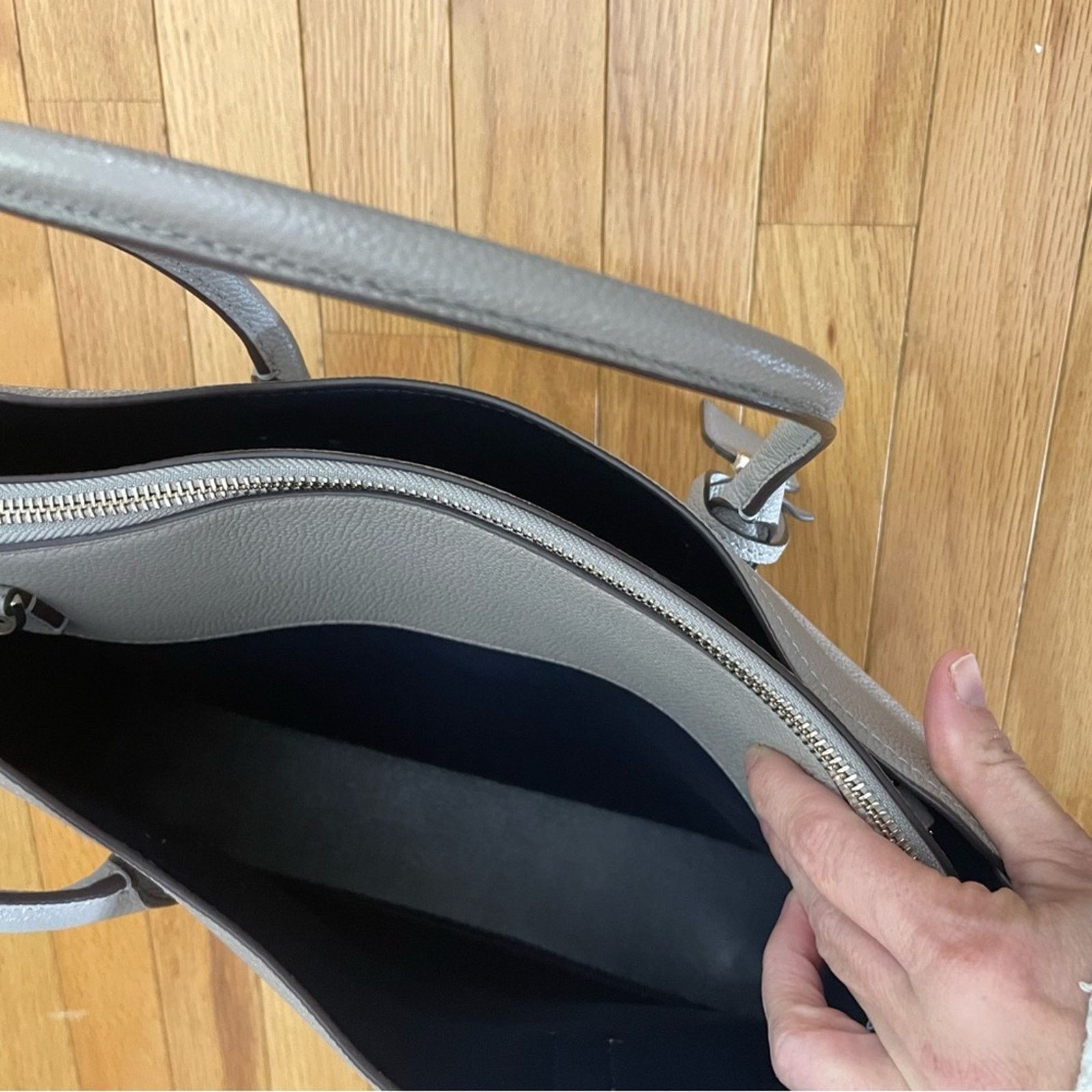 Kate Spade Kate Spade Elegant Gray Satchel Size ONE SIZE - 8 Thumbnail