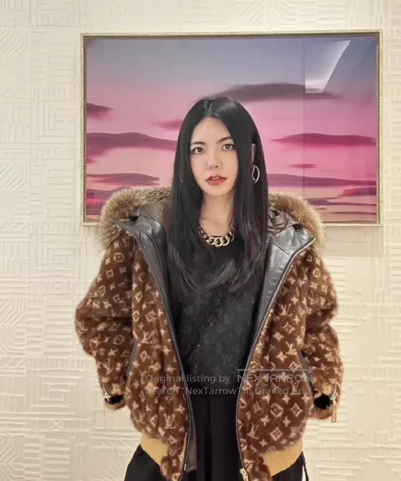 Louis Vuitton Louis Vuitton Presbyopic mink fur jacket Size XS / US 0-2 / IT 36-38 - 9 Thumbnail