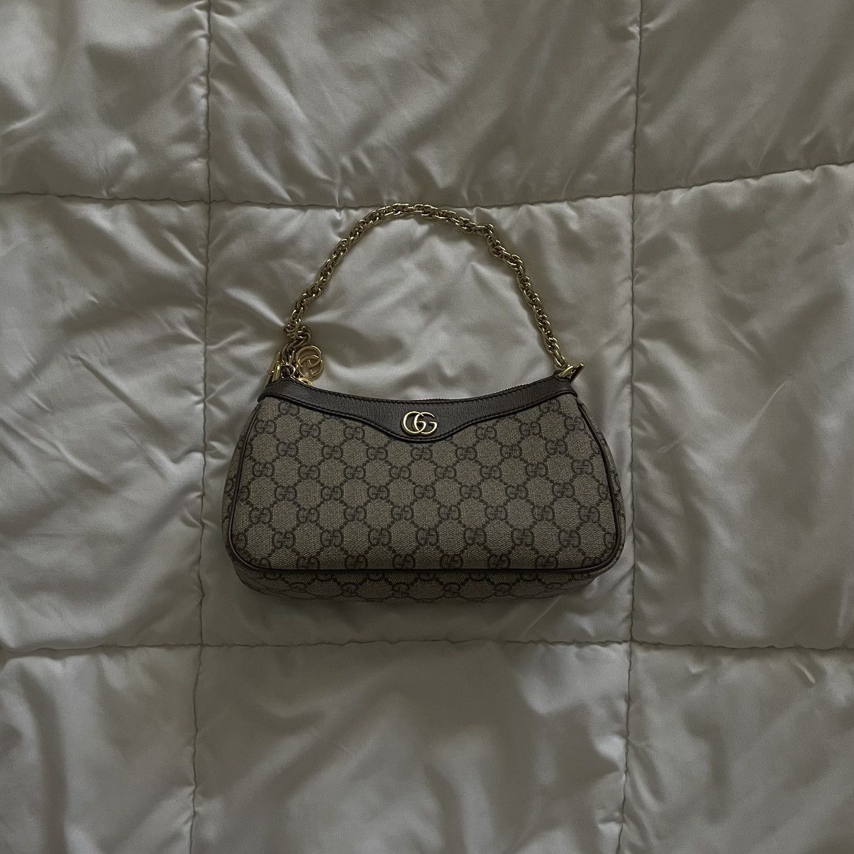 Small Gucci Ophidia Shoulder Bag in Beige, Women's