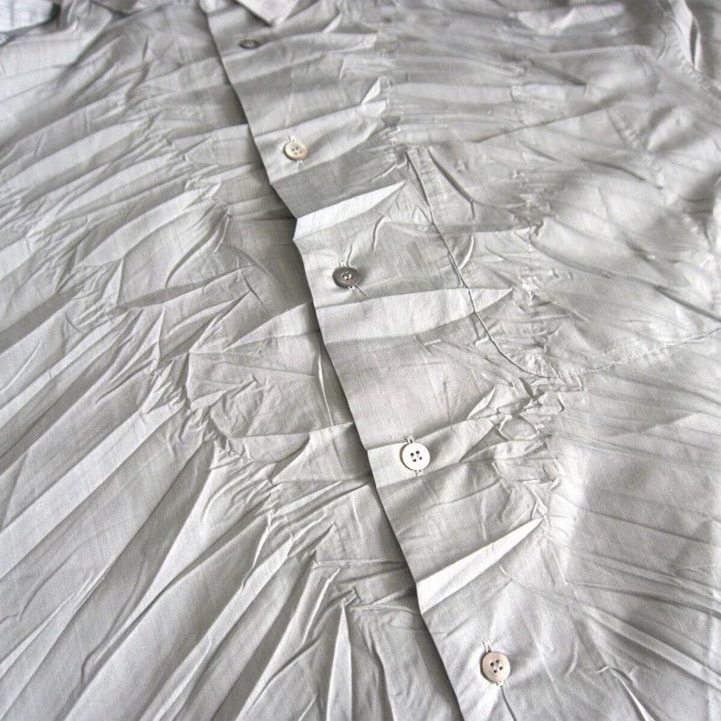 Issey Miyake Issey Miyake Grey pleated silhouette shirt Size US L / EU 52-54 / 3 - 3 Thumbnail
