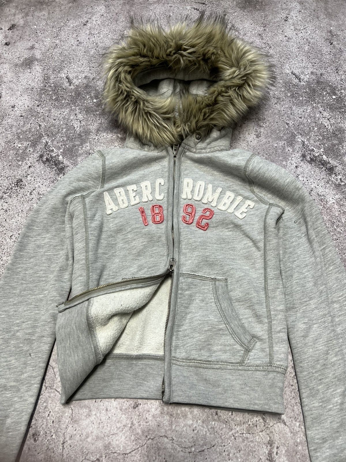 Abercrombie & Fitch Y2K Vintage Abercrombie Fur Hoodie Lgb if6was9 style Size S / US 4 / IT 40 - 7 Thumbnail