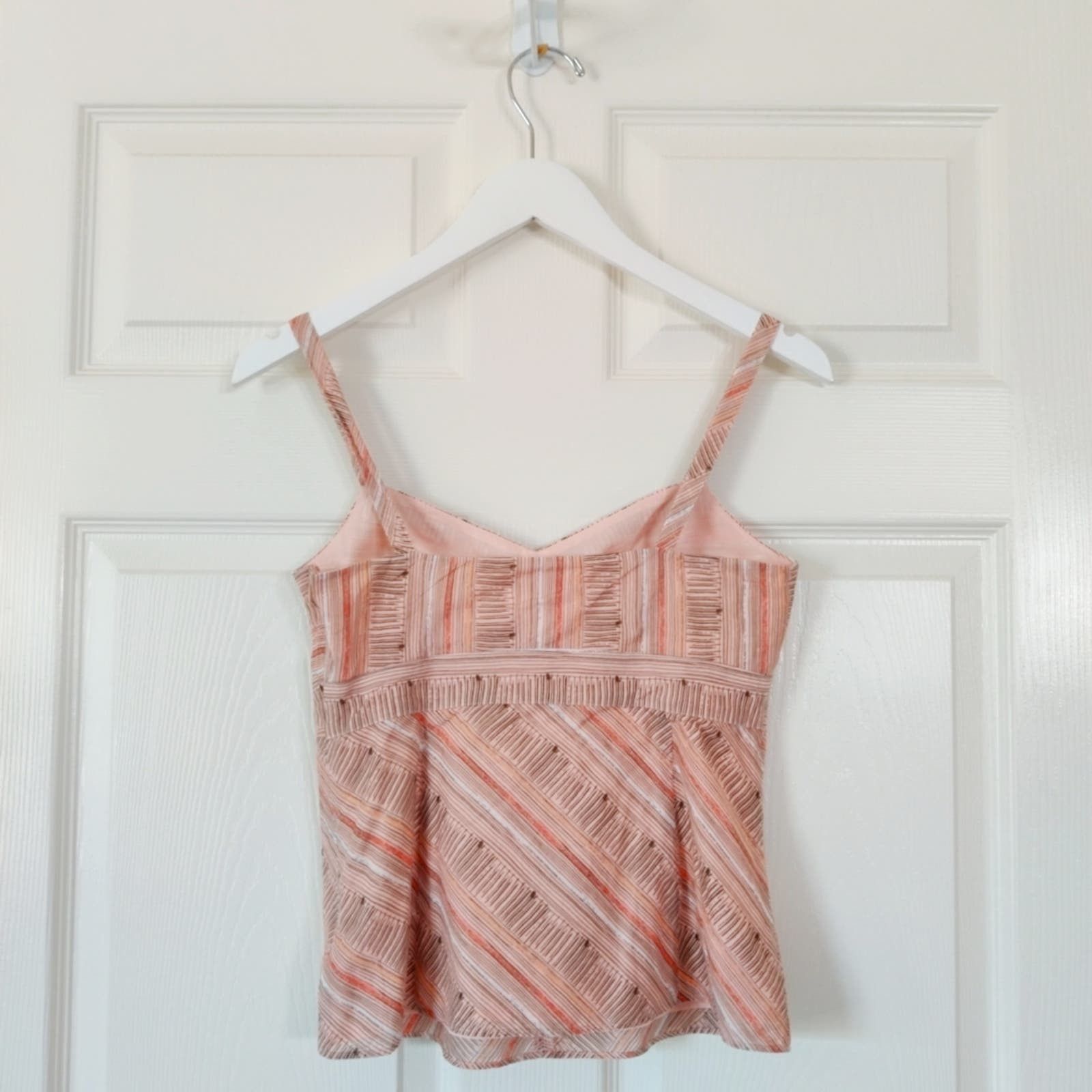 Loft Ann Taylor LOFT ruffle cotton tank top sz 2P Size XS / US 0-2 / IT 36-38 - 2 Thumbnail