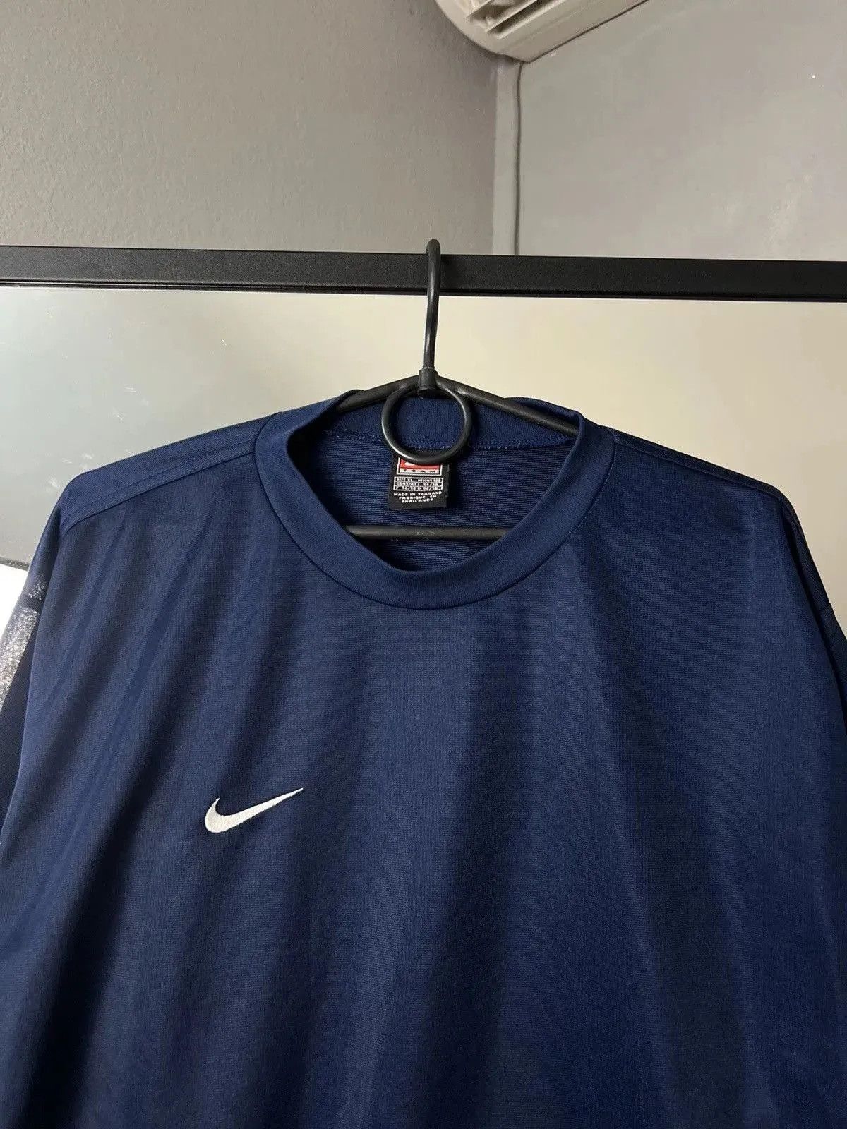 Nike Vintage Nike Drill Rugby Polo Long Sleeve Y2K Size US XL / EU 56 / 4 - 4 Thumbnail