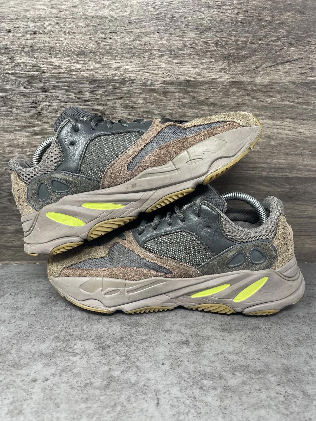 Adidas Adidas Yeezy Boost 700 Mauve Size 7 Mens Brown Sneakers Size US 7 / EU 40 - 7 Thumbnail