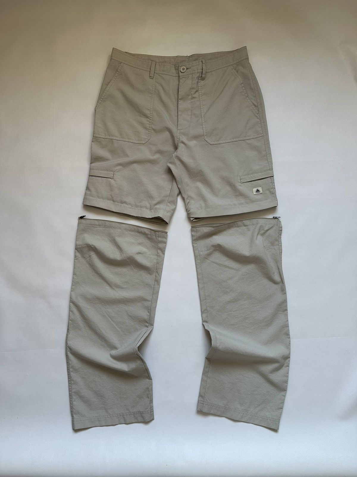Nike ACG Nike ACG Cargo Pants/Shorts Transformers Vintage Size US 34 / EU 50 - 2 Thumbnail