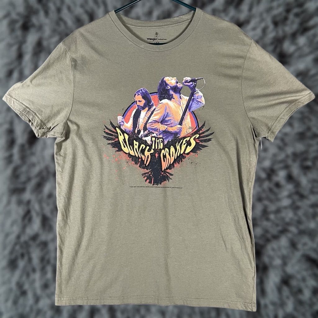 Wrangler VINTAGE? No. The Black Crowes Concert Tour T-Shirt L Men Brown 2024 Wrangler Graphic Print Crew Neck Short Sleeve Music Shirt Size US L / EU 52-54 / 3 - 1 Thumbnail