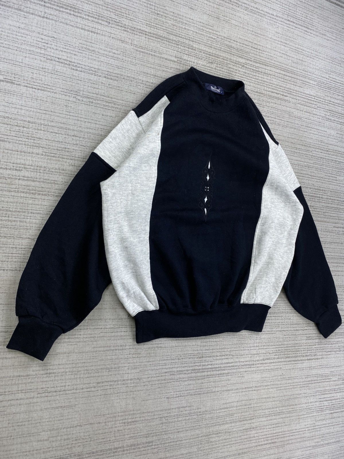 Designer × Japanese Brand × Vintage Vintage 90s Timingtime Authentic Native Style Sweatshirt Size US M / EU 48-50 / 2 - 3 Thumbnail