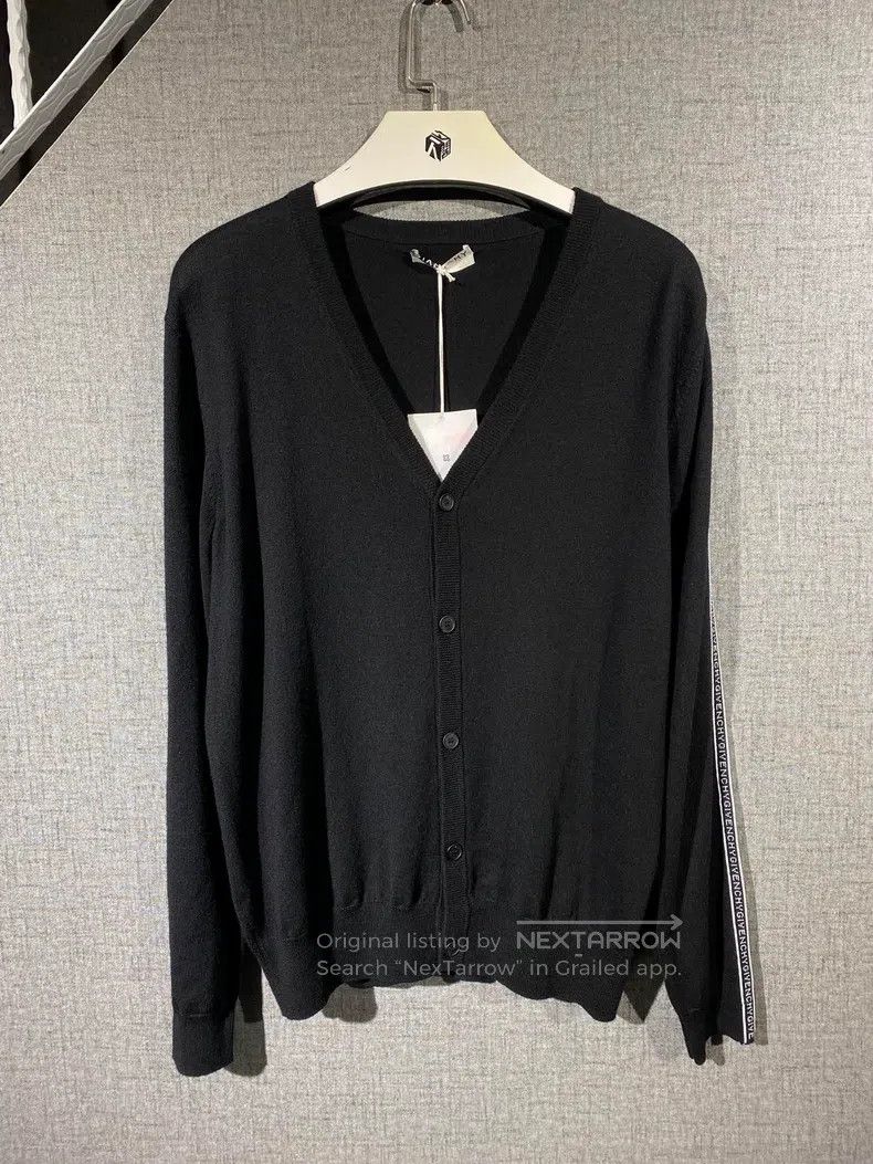 Givenchy Givenchy Knit cardigan (off-season benefit) Size US S / EU 44-46 / 1 - 1 Thumbnail