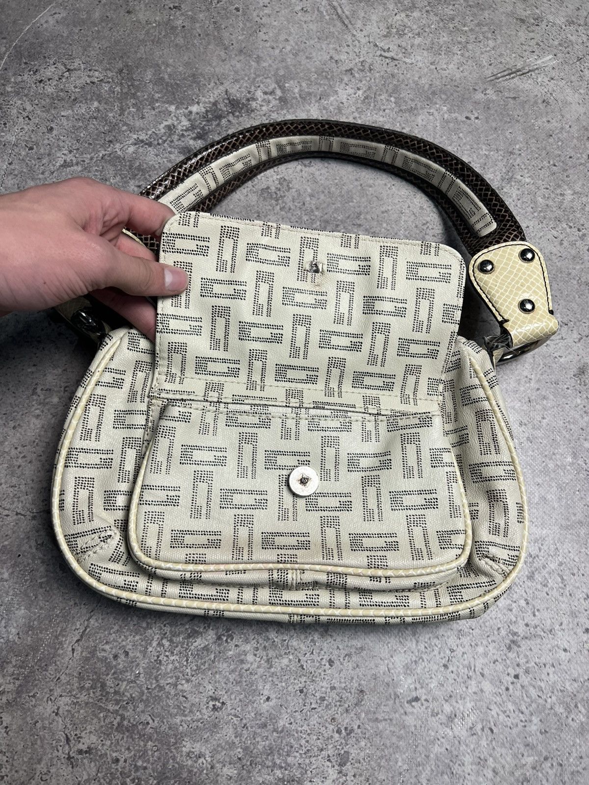 Guess Guess Vintage Bags Rare Y2K Size ONE SIZE - 5 Thumbnail