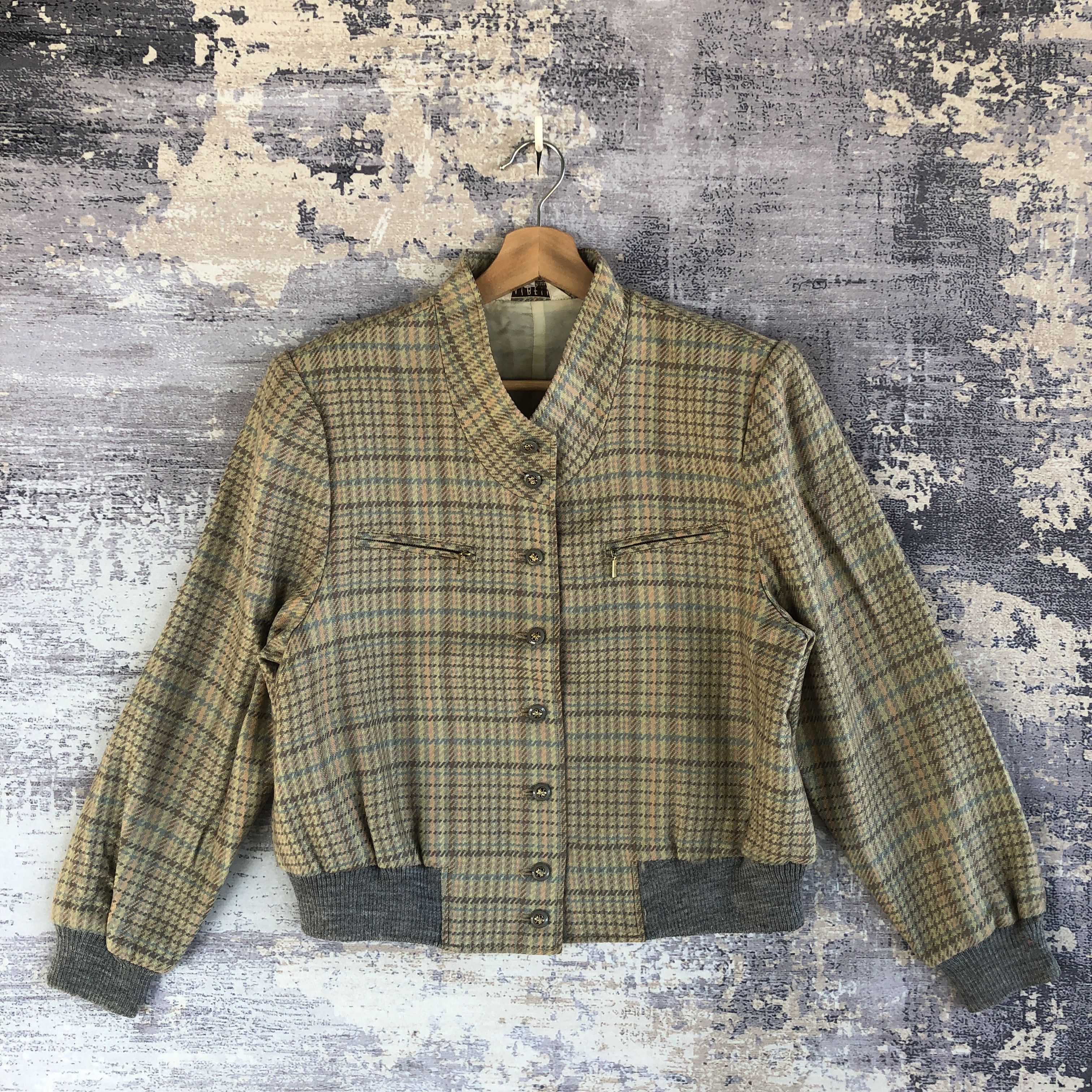 Japanese Brand × Vintage Vintage Albeil Plaid Tartan Checkered Wool Cropped Jackets Size M / US 6-8 / IT 42-44 - 1 Thumbnail