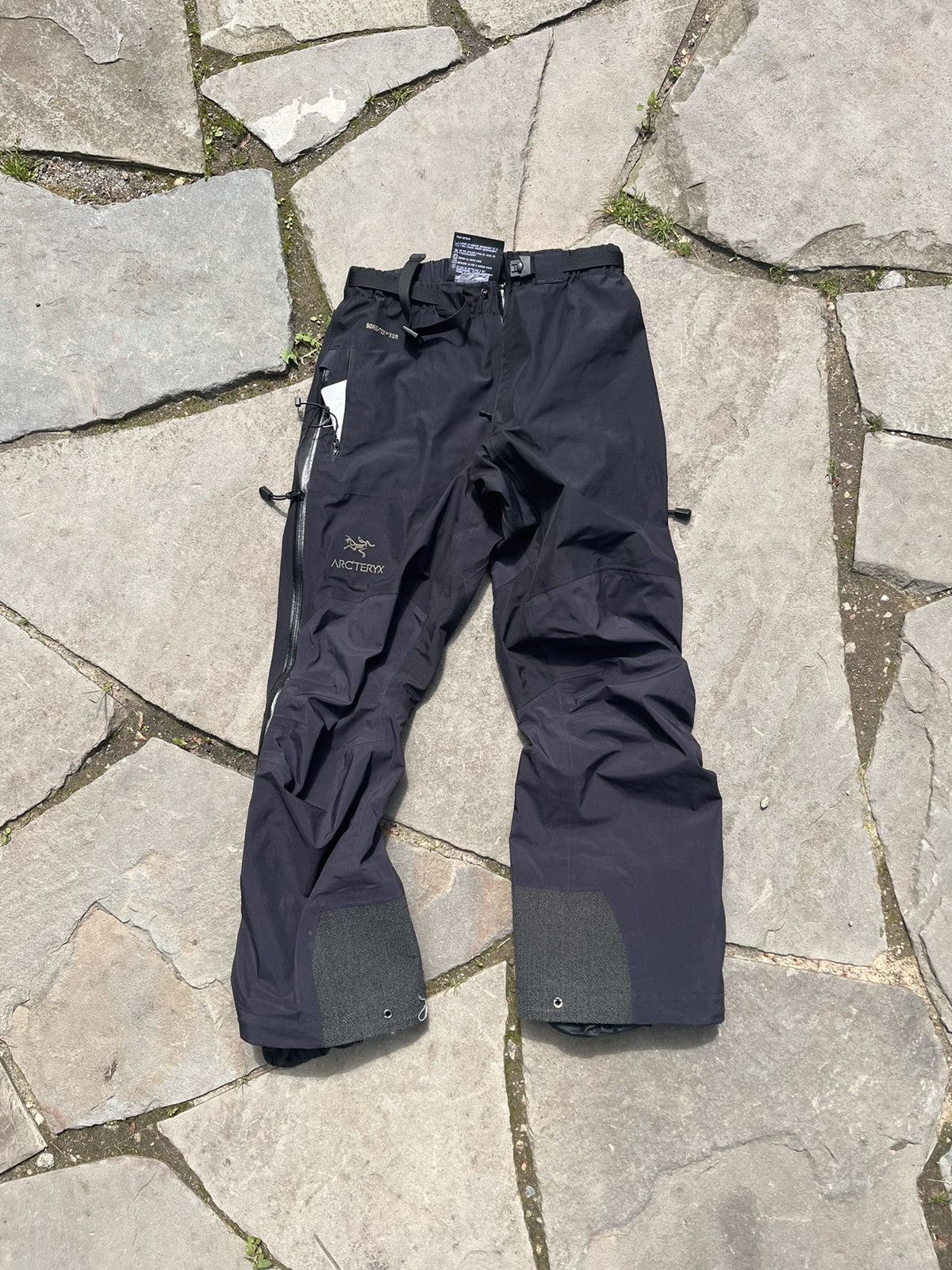 Arc'teryx Rare Vintage Arcteryx Gortex Pants Size US 33 - 1 Thumbnail