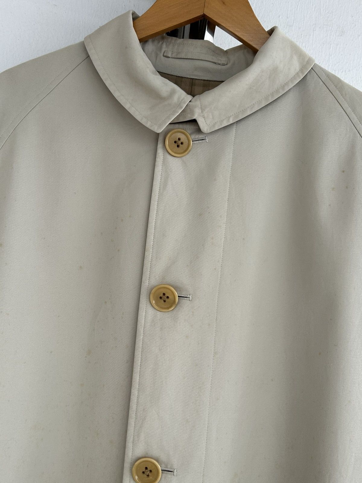 Burberry Burberry Vintage Trench Coat Beige Size US XL / EU 56 / 4 - 6 Thumbnail