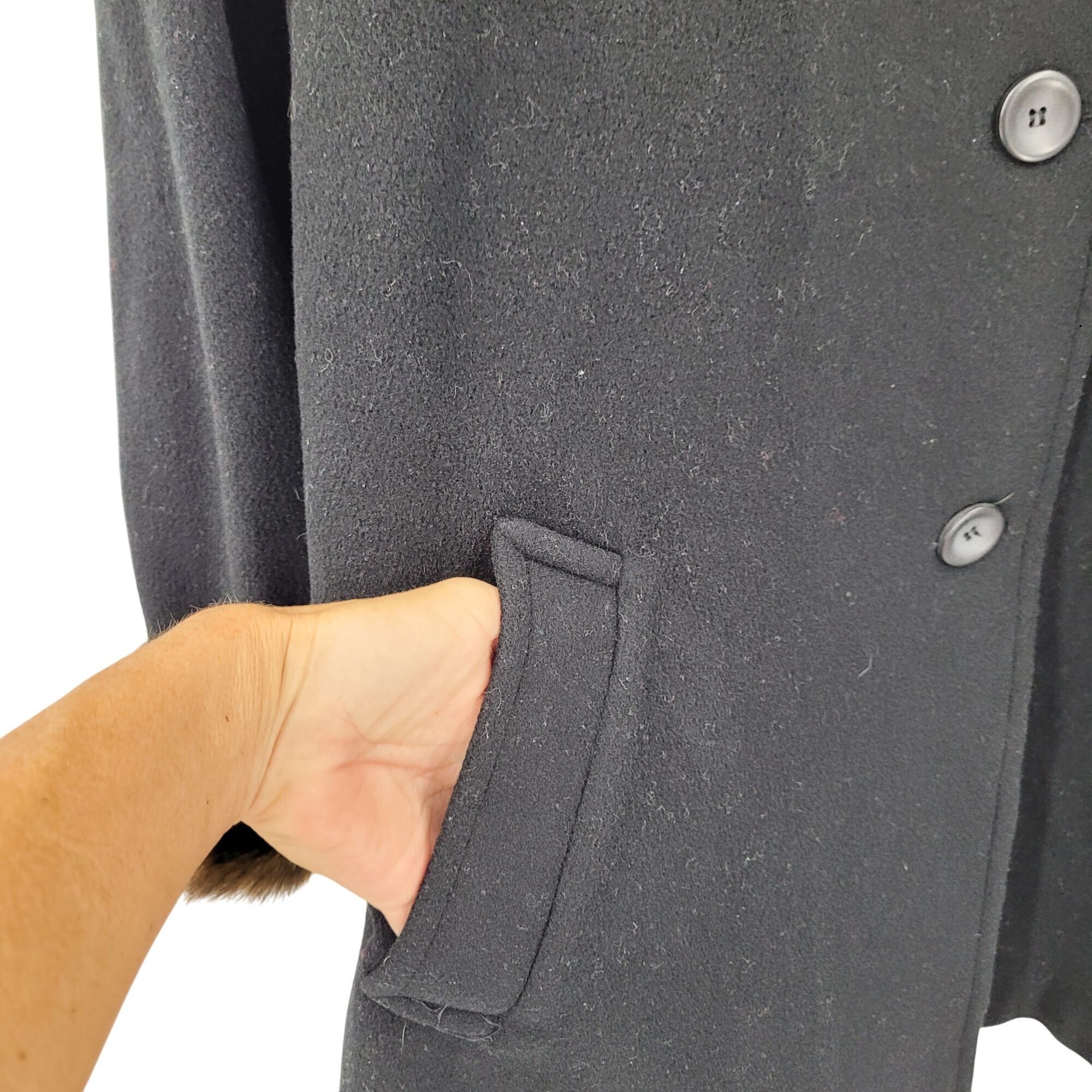 Vintage Vintage 80s Black Wool Coat 2X Faux Fur Hood Cuffs Button Fr Size XXL / US 16-18 / IT 52-54 - 7 Thumbnail