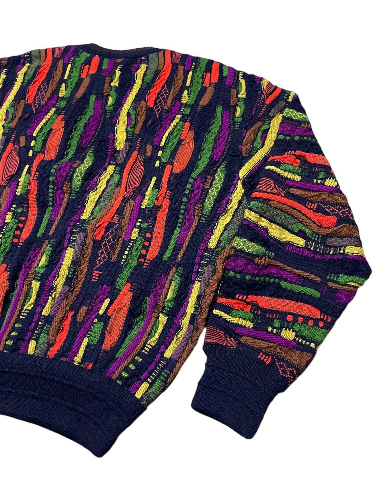 Coogi × Vintage Vintage Coogi 3D Cable Knit Style By limnos 90s Knitwear Size US L / EU 52-54 / 3 - 9 Thumbnail