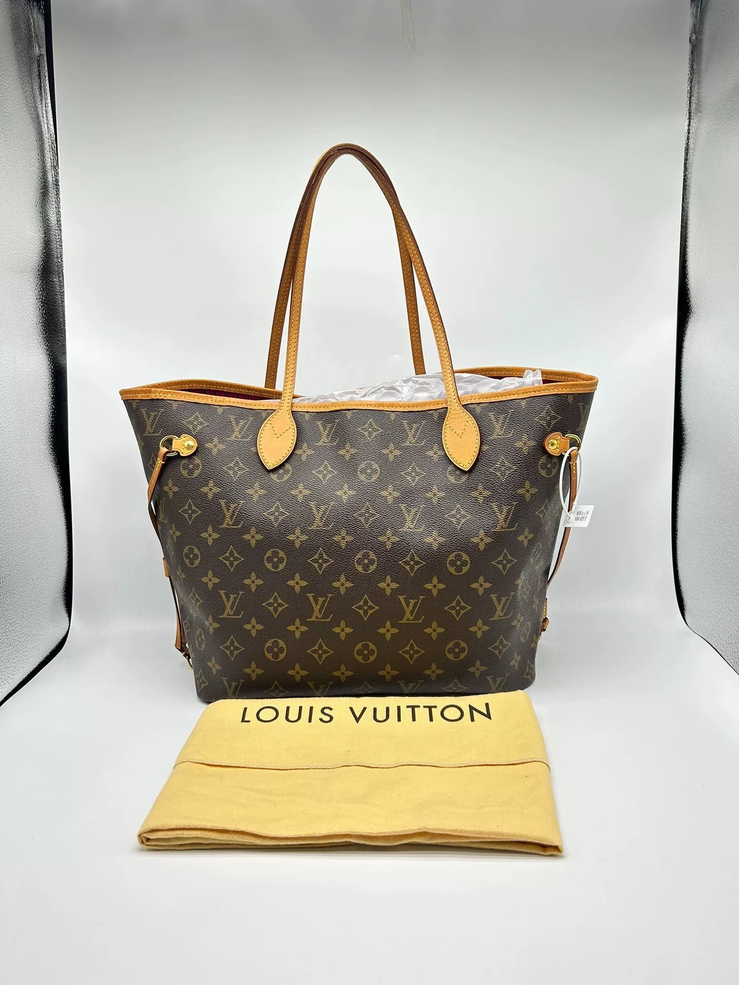 Louis Vuitton Pre-loved Bag Very good condition Size ONE SIZE - 1 Thumbnail