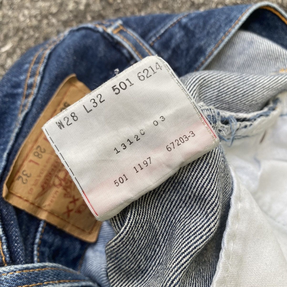 Levi's × Vintage Vintage Levi's 501 Jeans Button #501 Made in USA 90s Denim Size US 28 / EU 44 - 10 Thumbnail