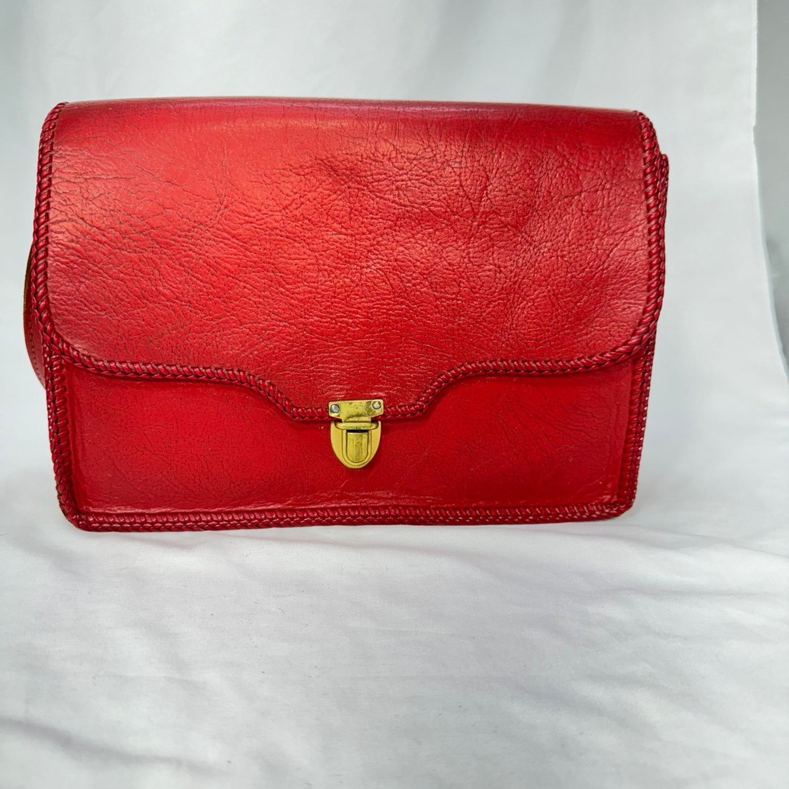 VTG leather handbag