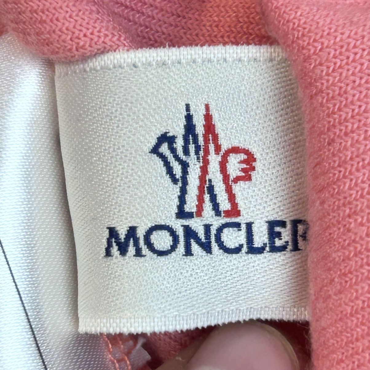 Moncler Moncler W v-neck pink hoodie Size S / US 4 / IT 40 - 13 Thumbnail