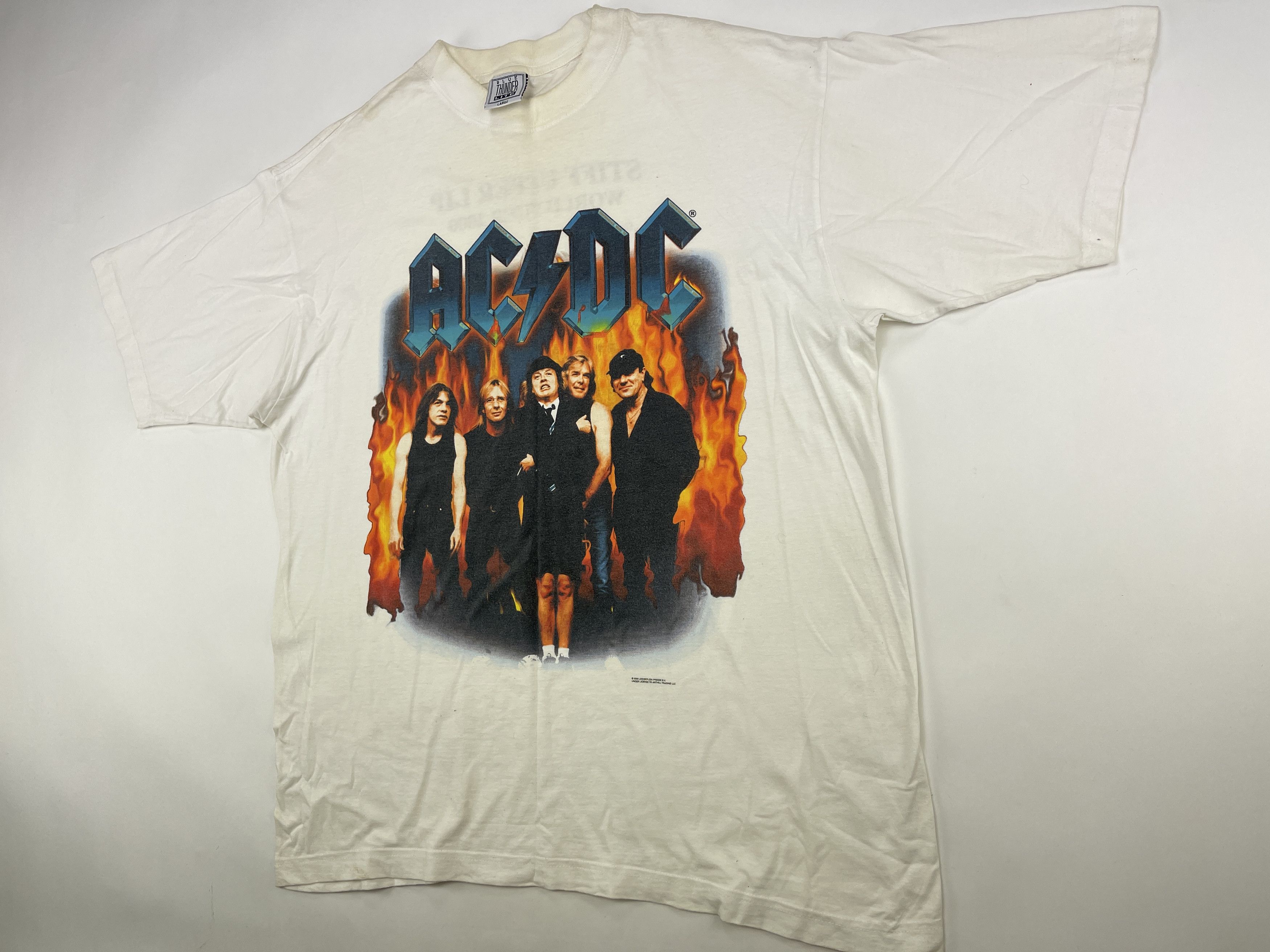 Band Tees AC/DC T-Shirt, 2000 Stiff Upper Lip, vintage ACDC size L Size US L / EU 52-54 / 3 - 4 Thumbnail