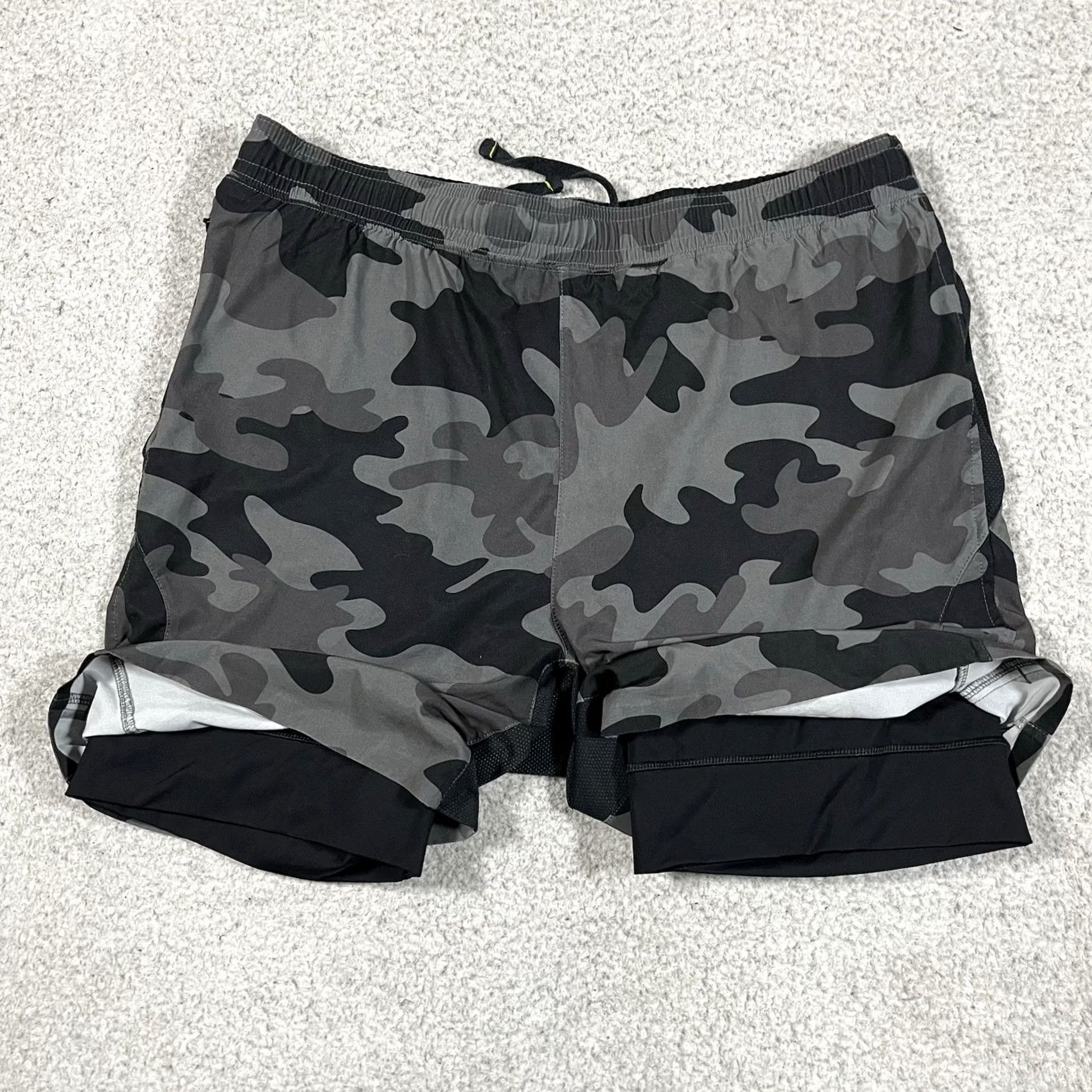 Vintage Soulcycle Shorts Mens M Gray Camo Performance Lined Athletic Gym Workout Shirt? Size US 31 - 3 Thumbnail