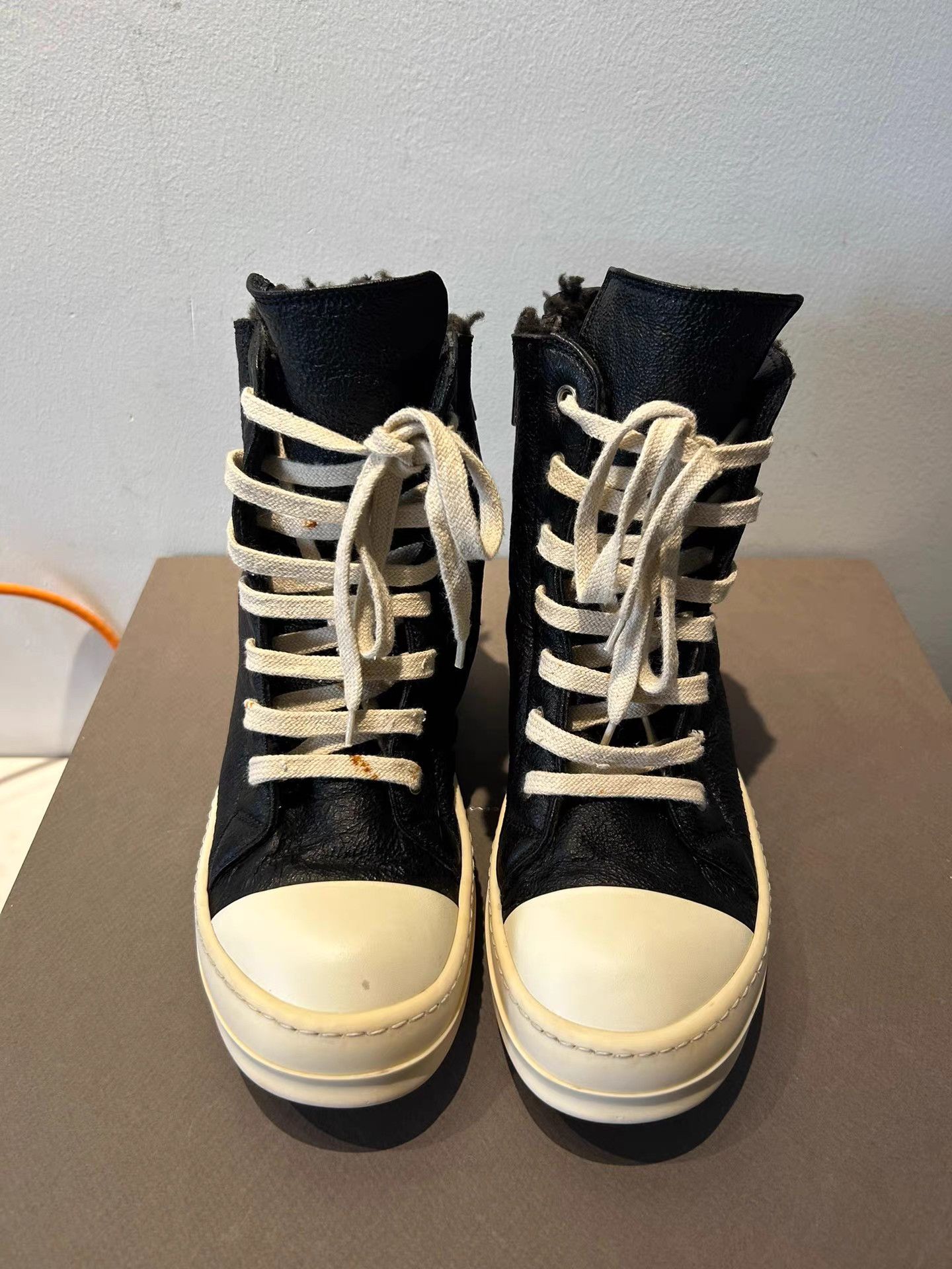 Rick Owens Rick Owens mainline Converse, shearling version Size US 6 / IT 36 - 3 Thumbnail