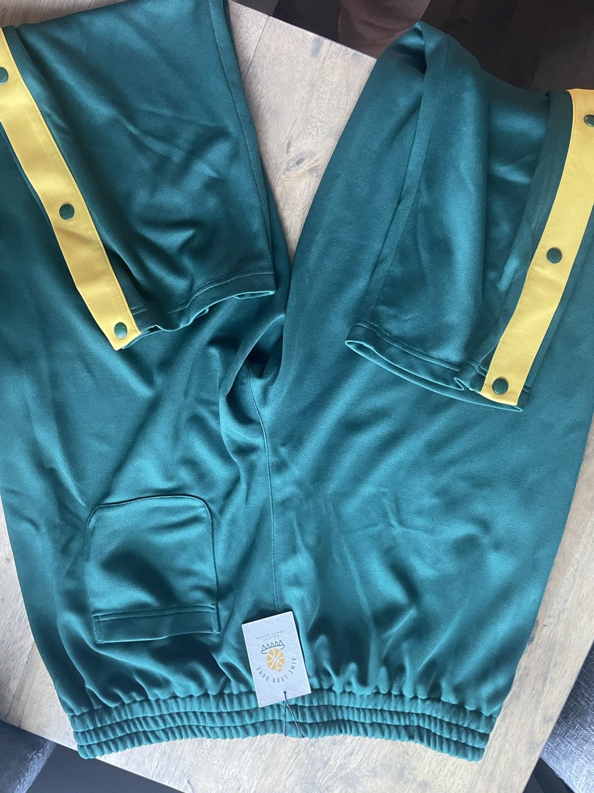 AIME LEON DORE ALD / New Balance Warm Up Pants SS22 Size XL