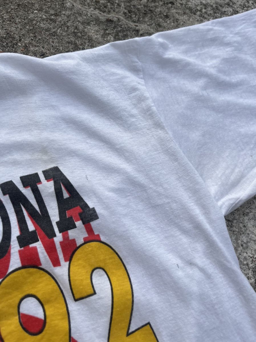 Vintage Vintage Barcelona 92' Olympics Mascot Cobi Comic Tee Size US L / EU 52-54 / 3 - 8 Thumbnail