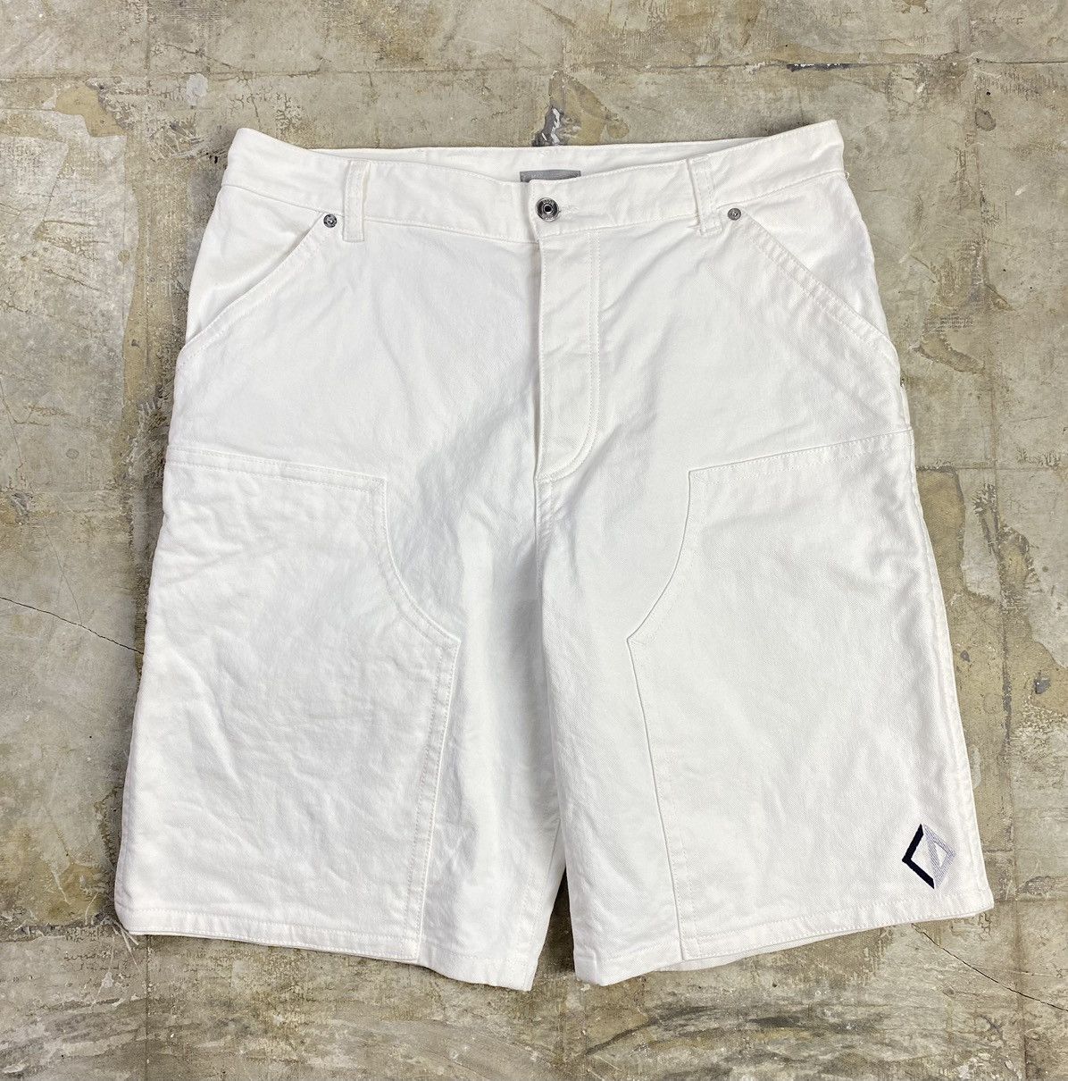 Dior Dior - FW23 Carpenter Bermuda Shorts Size US 34 / EU 50 - 1 Thumbnail