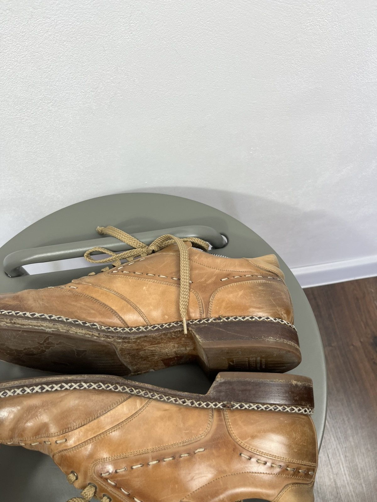 Leather Vintage Tan Leather Lace Up Shoes Hand Stitched Dress EU 42 Size US 9 / EU 42 - 10 Thumbnail
