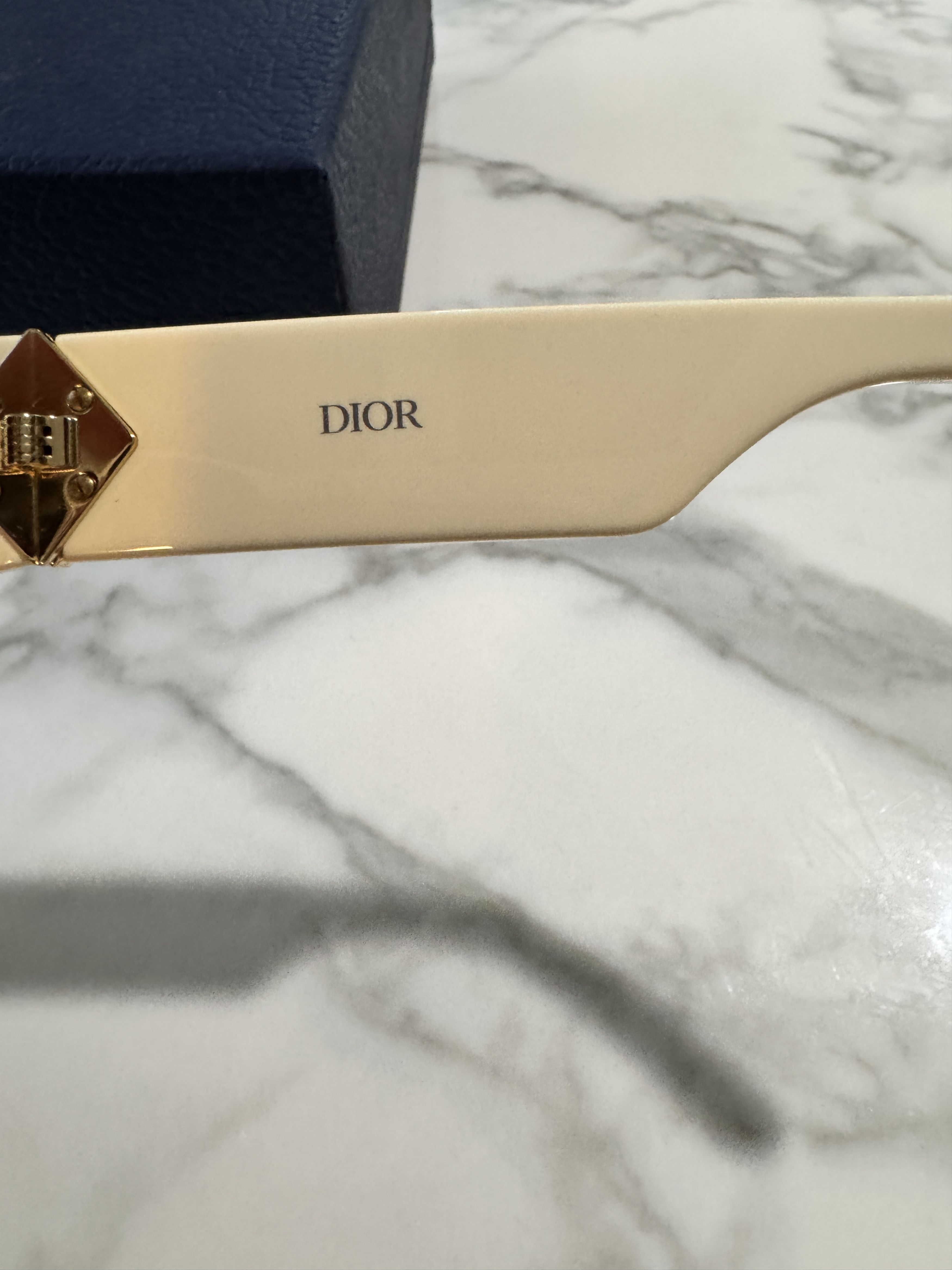 Dior CD DIAMOND S1 Size ONE SIZE - 9 Thumbnail
