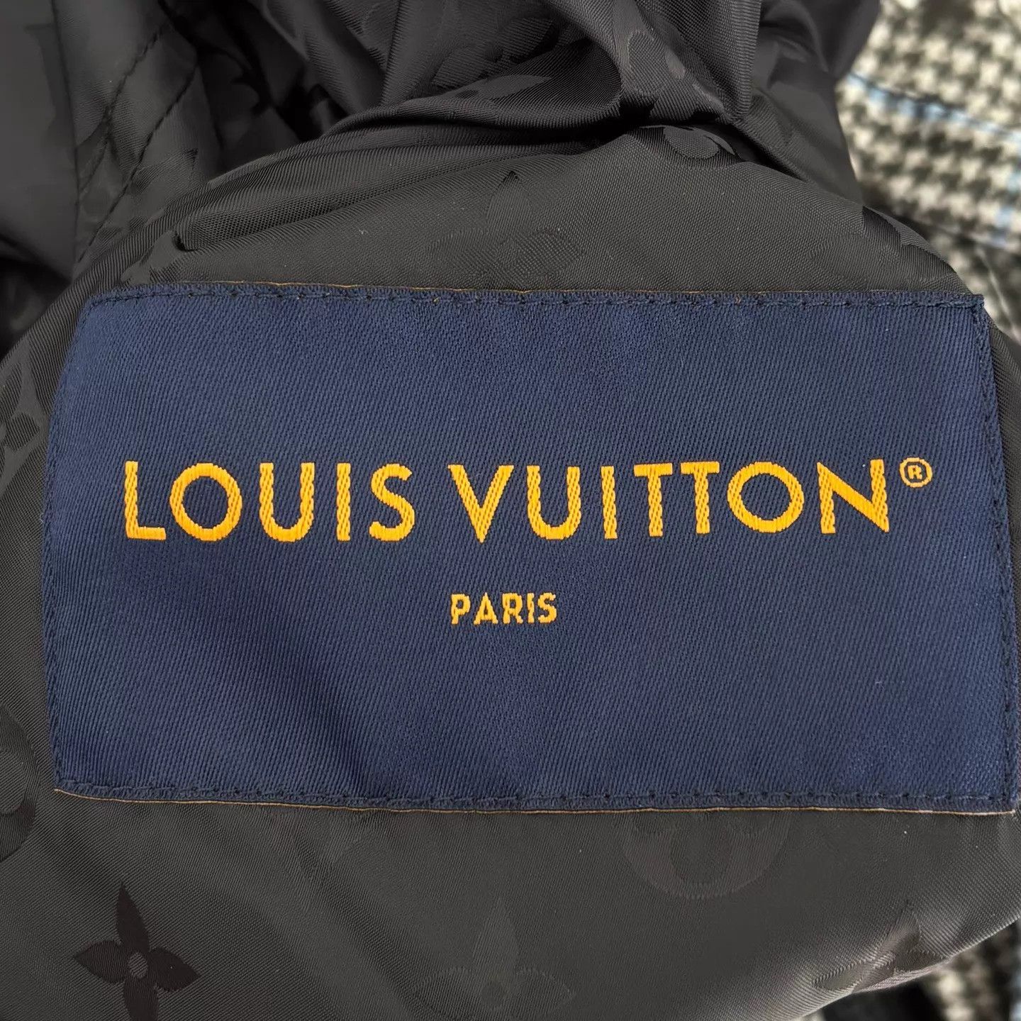 Louis Vuitton LV 2026ss 3D Printed Full Rhinestone Raindrop Jacket 48 Size US M / EU 48-50 / 2 - 5 Thumbnail