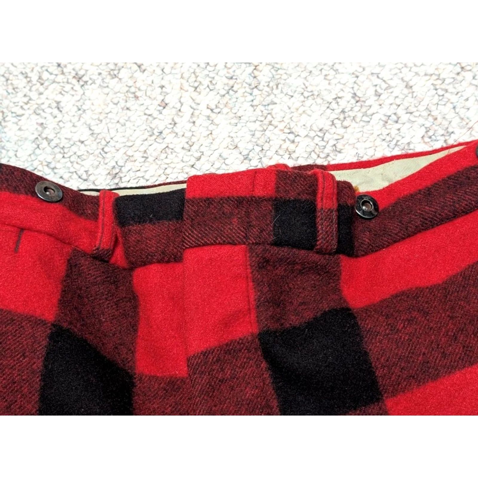 Vintage VINTAGE hunting pants Buffalo plaid wool 34x32 insulated quilted flannel wool Men Red XS 1950s 60s Mens Size US 38 / EU 54 - 3 Thumbnail