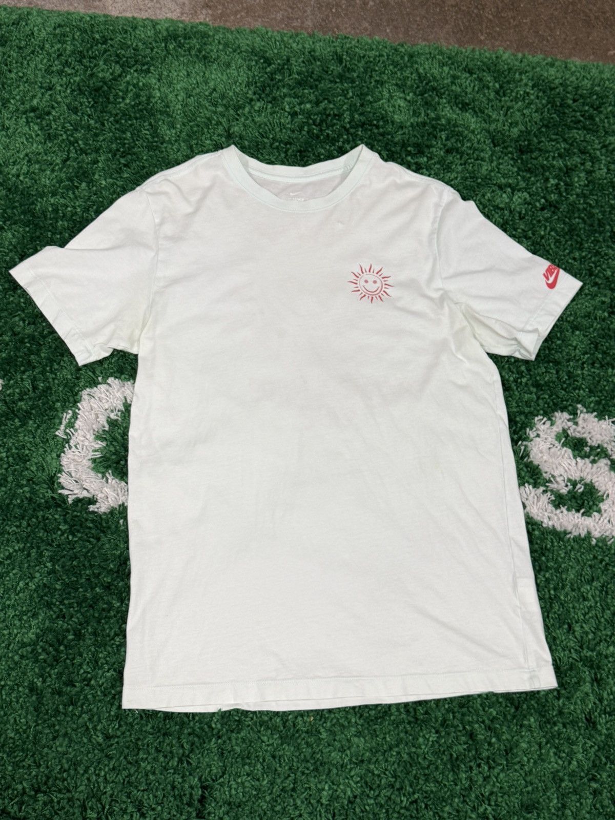 Nike Nike Have a Nice Vibe Day Sun Logo Swoosh Tee White Medium Size US M / EU 48-50 / 2 - 2 Thumbnail