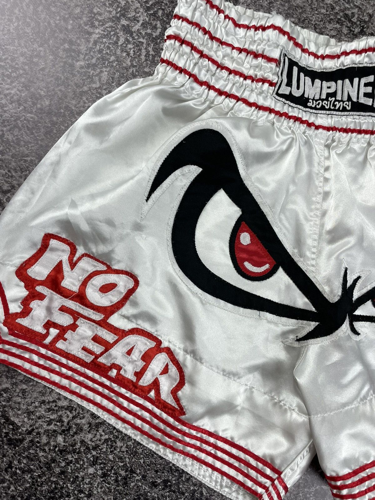 Japanese Brand × Vintage Vintage Muay Thai Boxing No Fear Shorts MMA Size US 34 / EU 50 - 3 Thumbnail