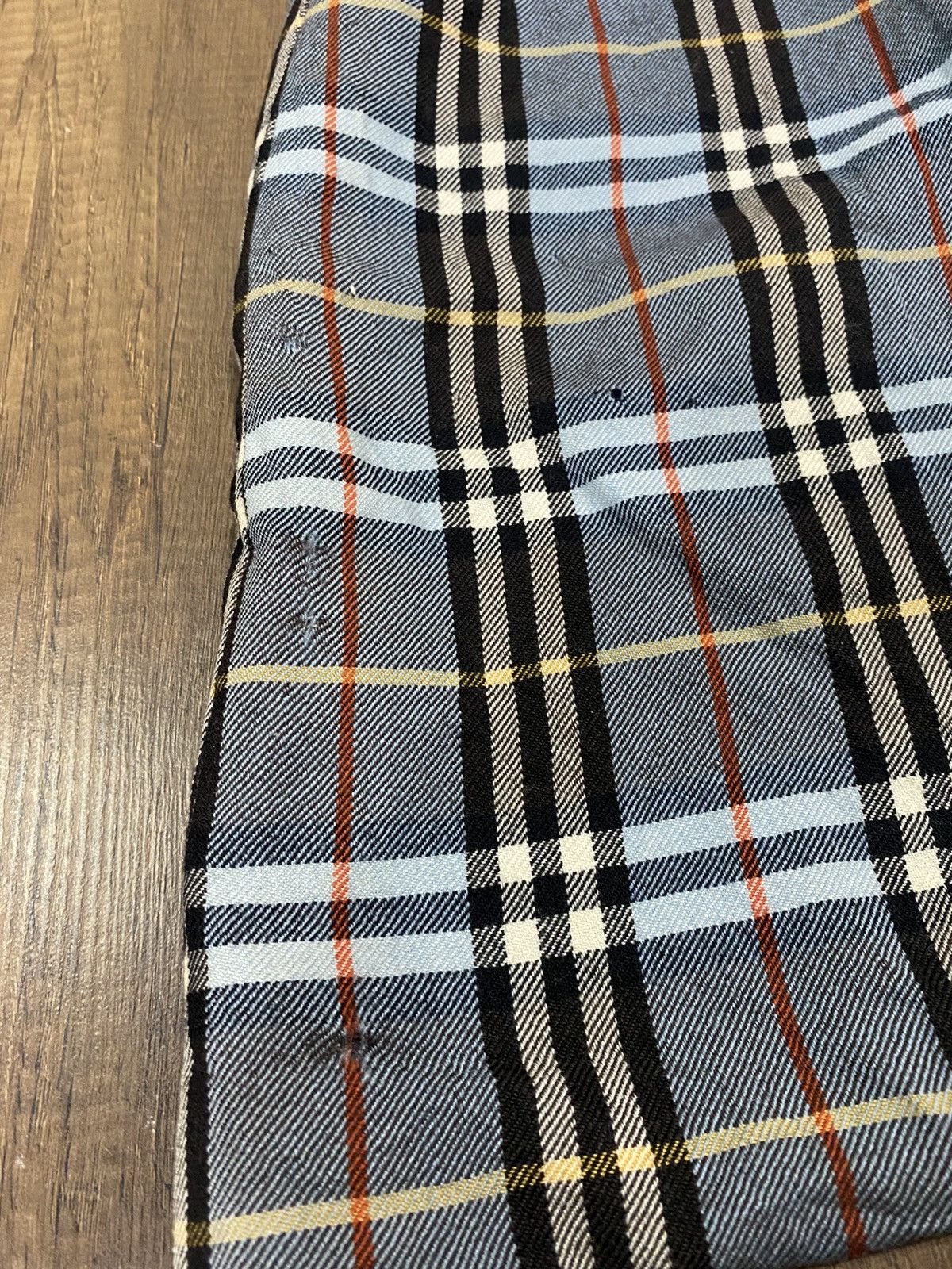 Burberry Vintage Burberry Nova Check Skirt Size 27" / US 4 / IT 40 - 11 Thumbnail