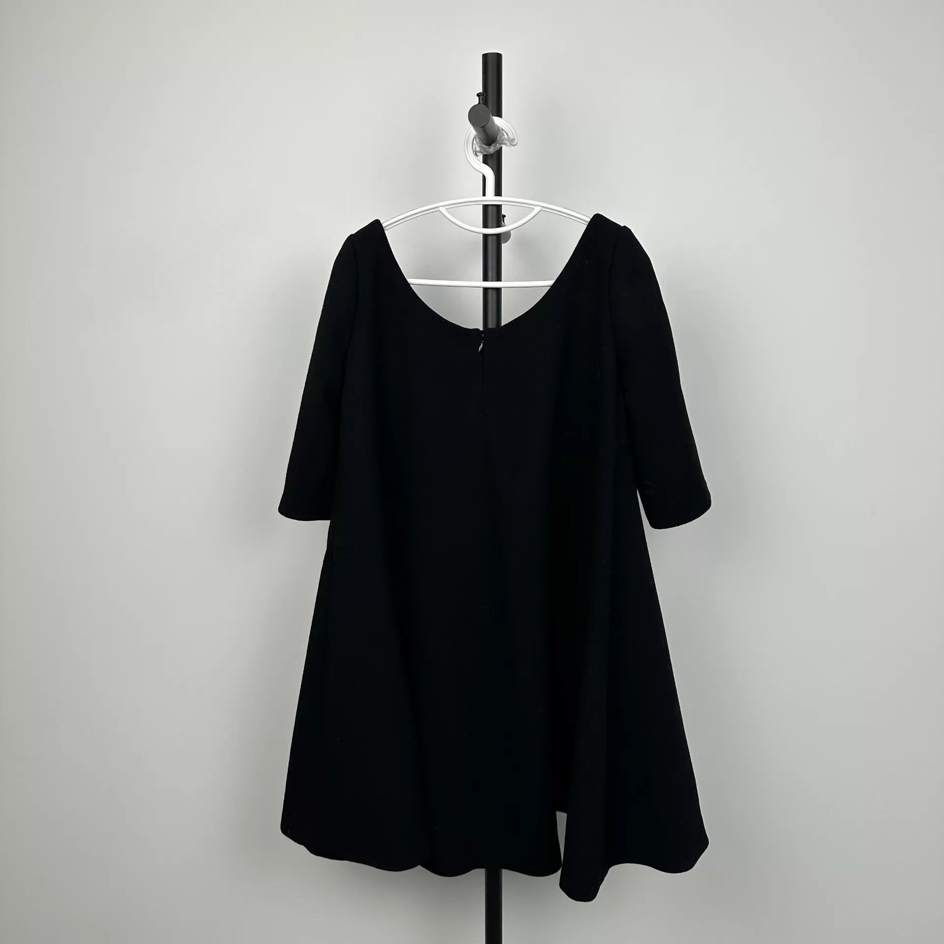 Dior Dior women's A-line silk dress size 36 Size XS / US 0-2 / IT 36-38 - 1 Thumbnail