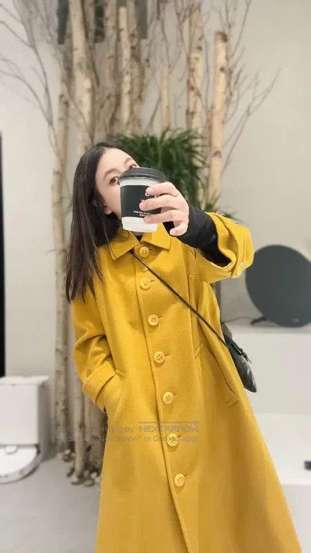 Yves Saint Laurent YSL Mustard Wool Women's Coat . Size M / US 6-8 / IT 42-44 - 2 Thumbnail