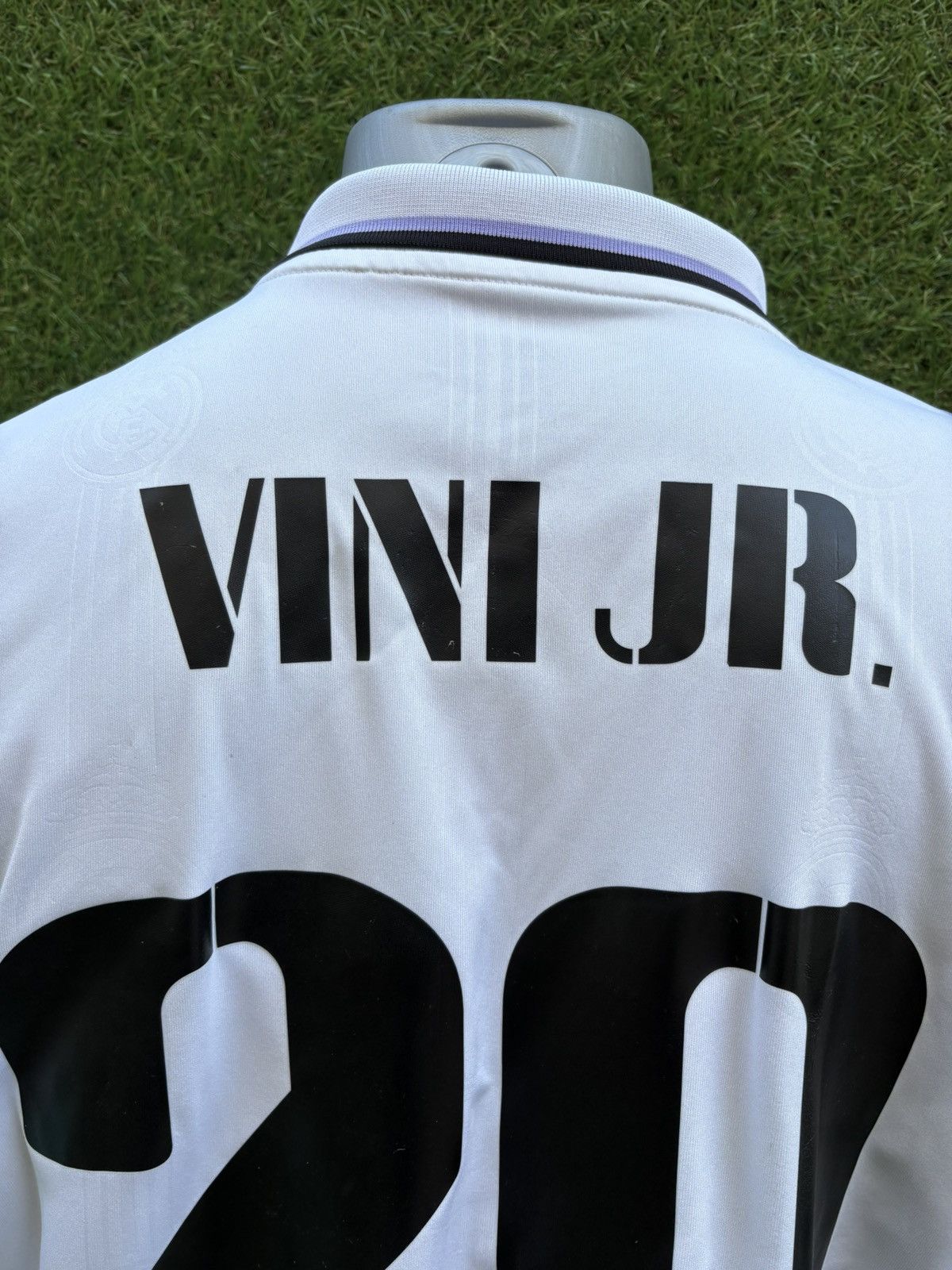 Adidas Jersey Vinicius jr real madrid Size US M / EU 48-50 / 2 - 5 Thumbnail