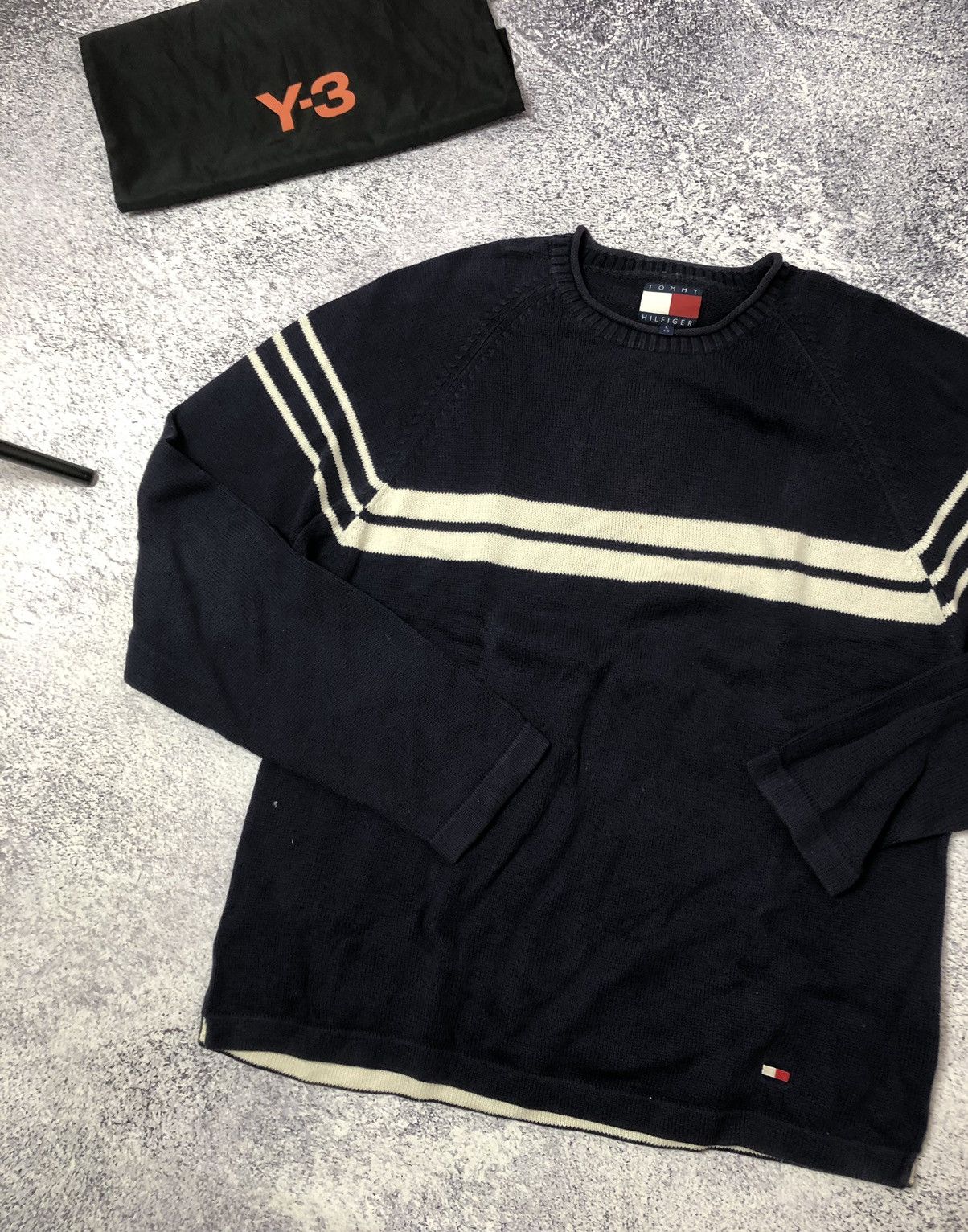 Tommy Hilfiger Vintage sweater Tommy Hilfiger size L rare big logo usa y2k Size US L / EU 52-54 / 3 - 2 Thumbnail