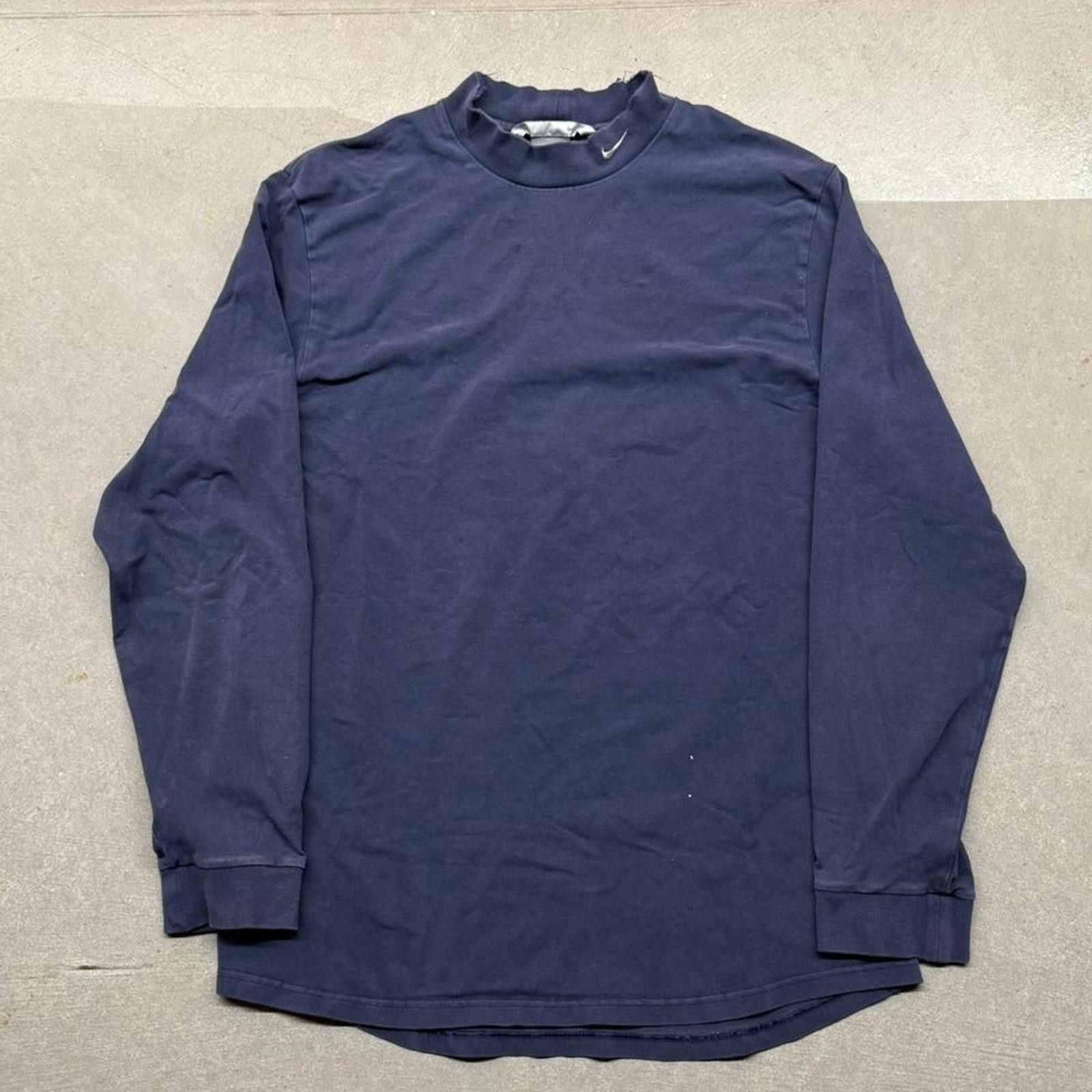 Nike Vintage Y2K Nike Mock Neck Faded Long-Sleeve Shirt Size US L / EU 52-54 / 3 - 1 Thumbnail